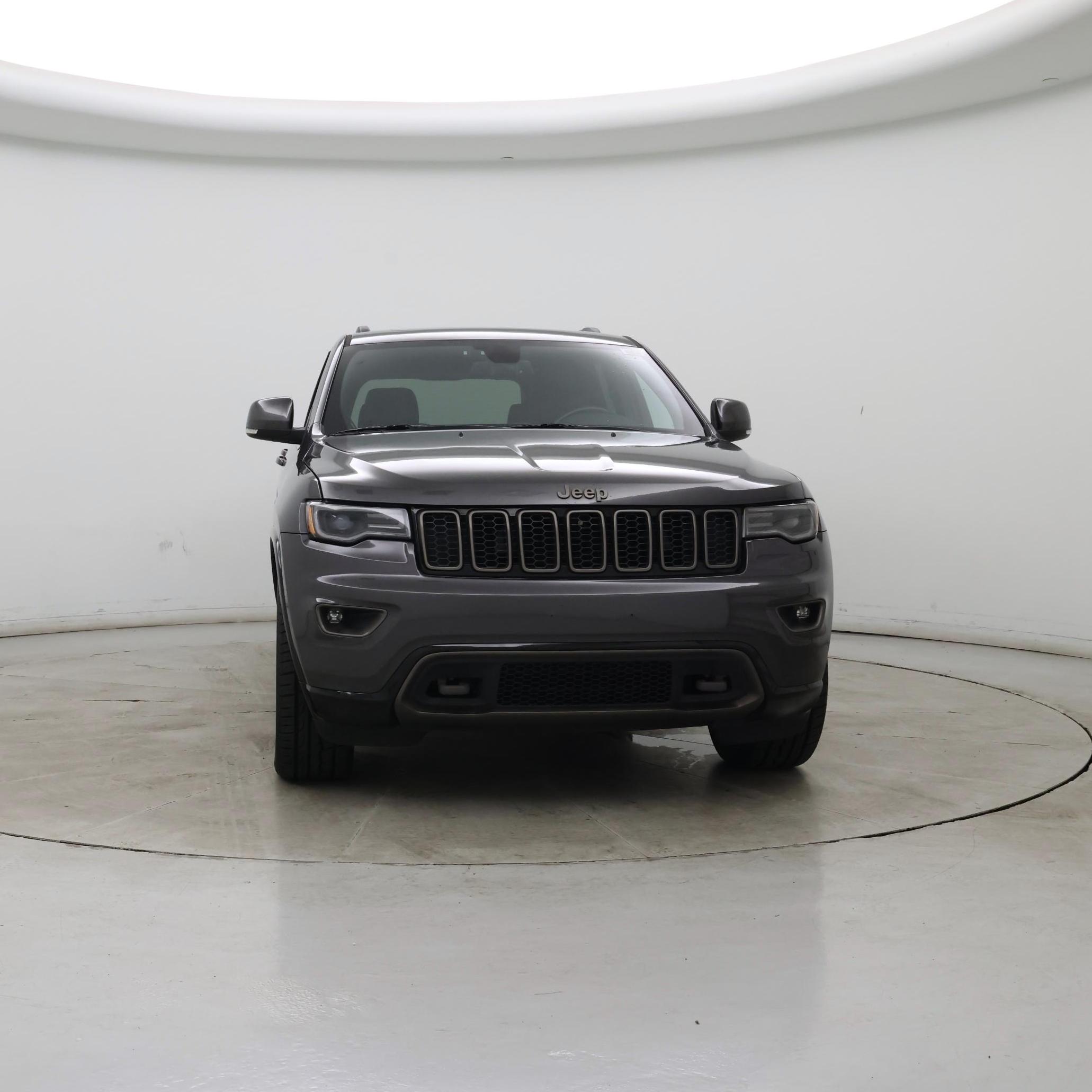 Thumbnail: 2016 Jeep Grand Cherokee - 5