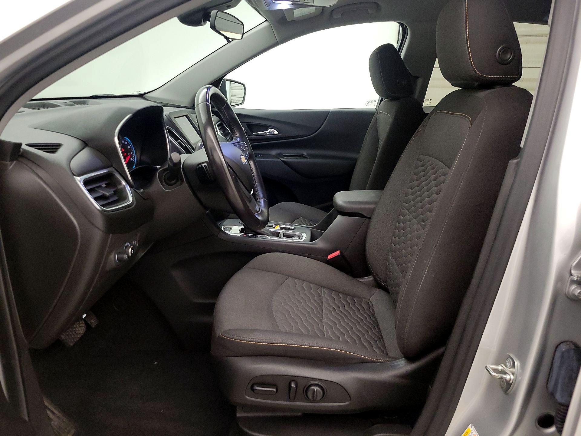 Thumbnail: 2020 Chevrolet Equinox - 11
