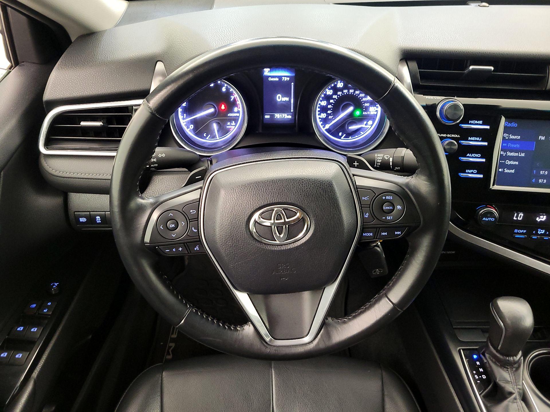 Thumbnail: 2018 Toyota Camry - 10