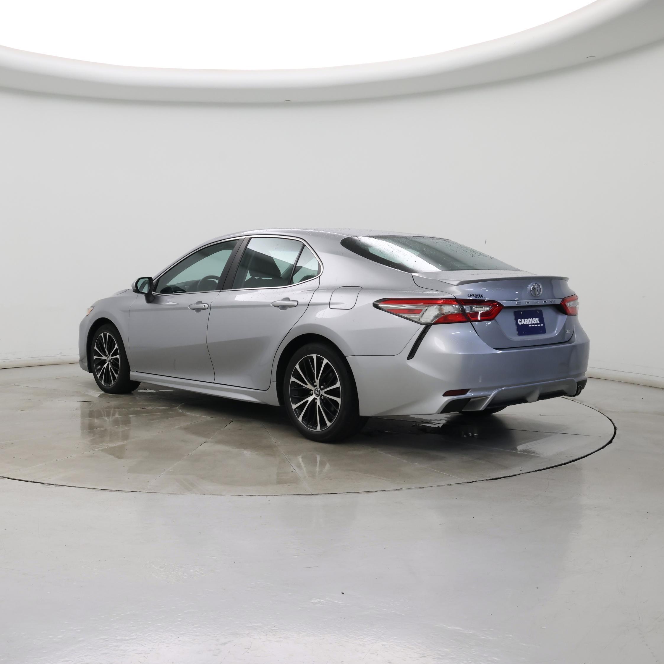 Thumbnail: 2018 Toyota Camry - 2