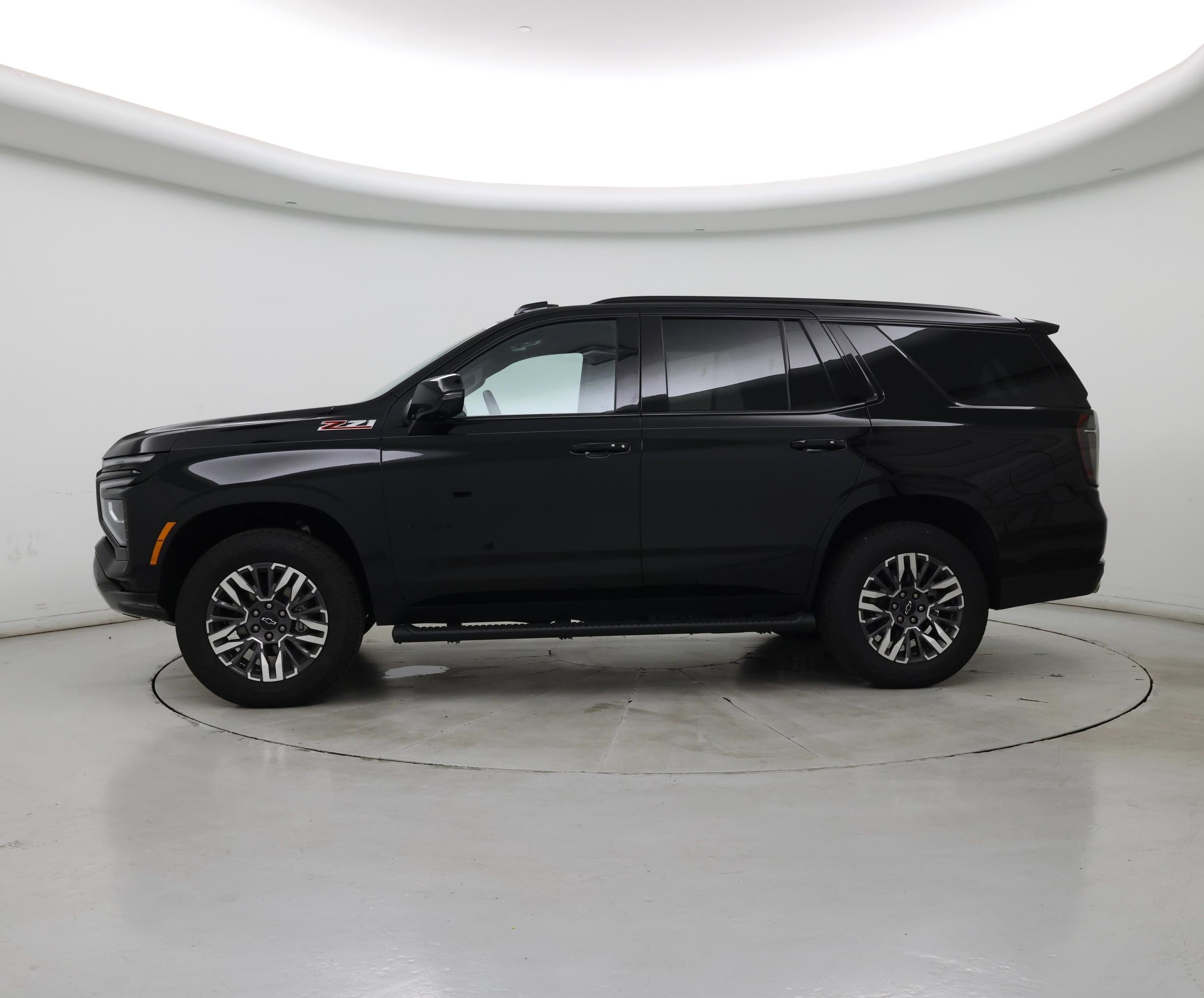 Thumbnail: 2025 Chevrolet Tahoe - 3