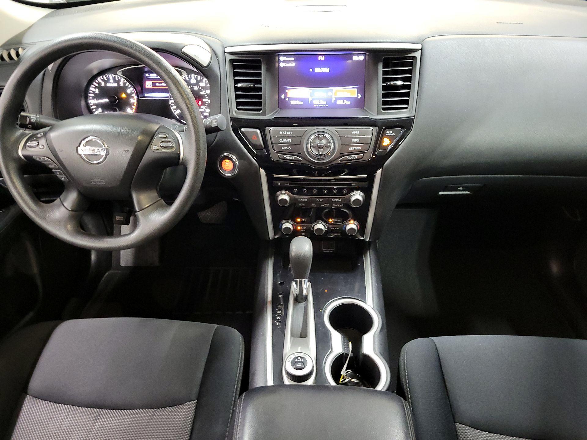 Thumbnail: 2018 Nissan Pathfinder - 9