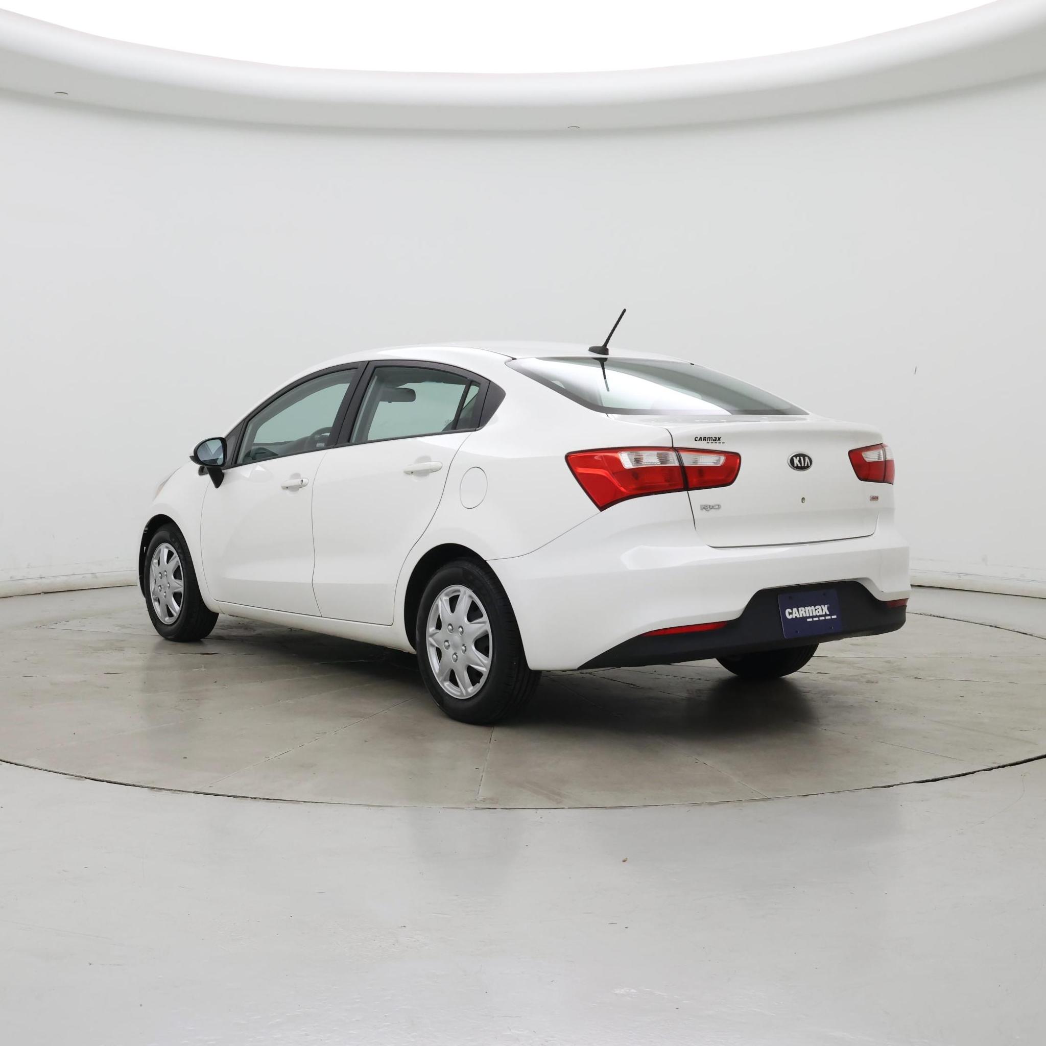 Thumbnail: 2016 Kia Rio - 2