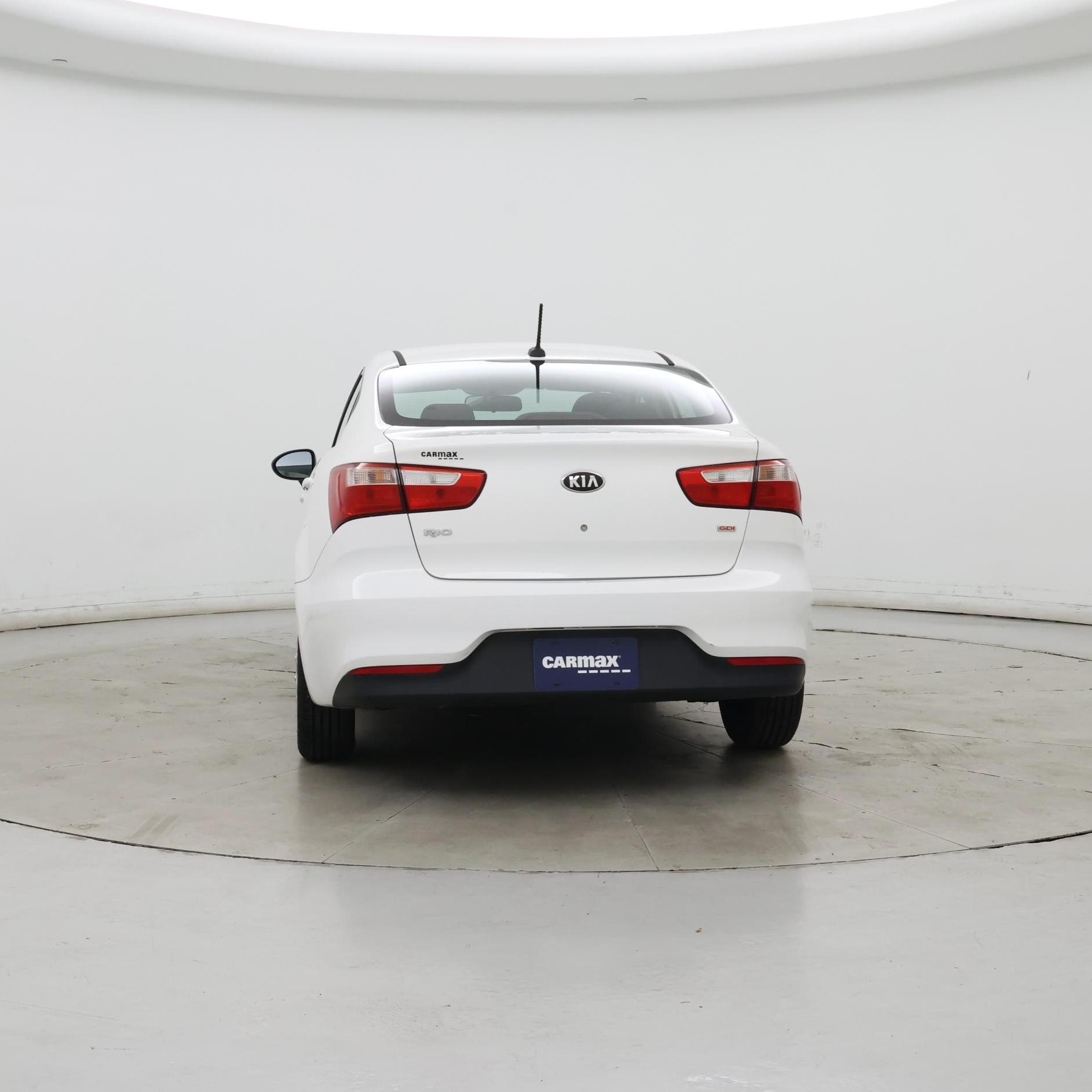 Thumbnail: 2016 Kia Rio - 6