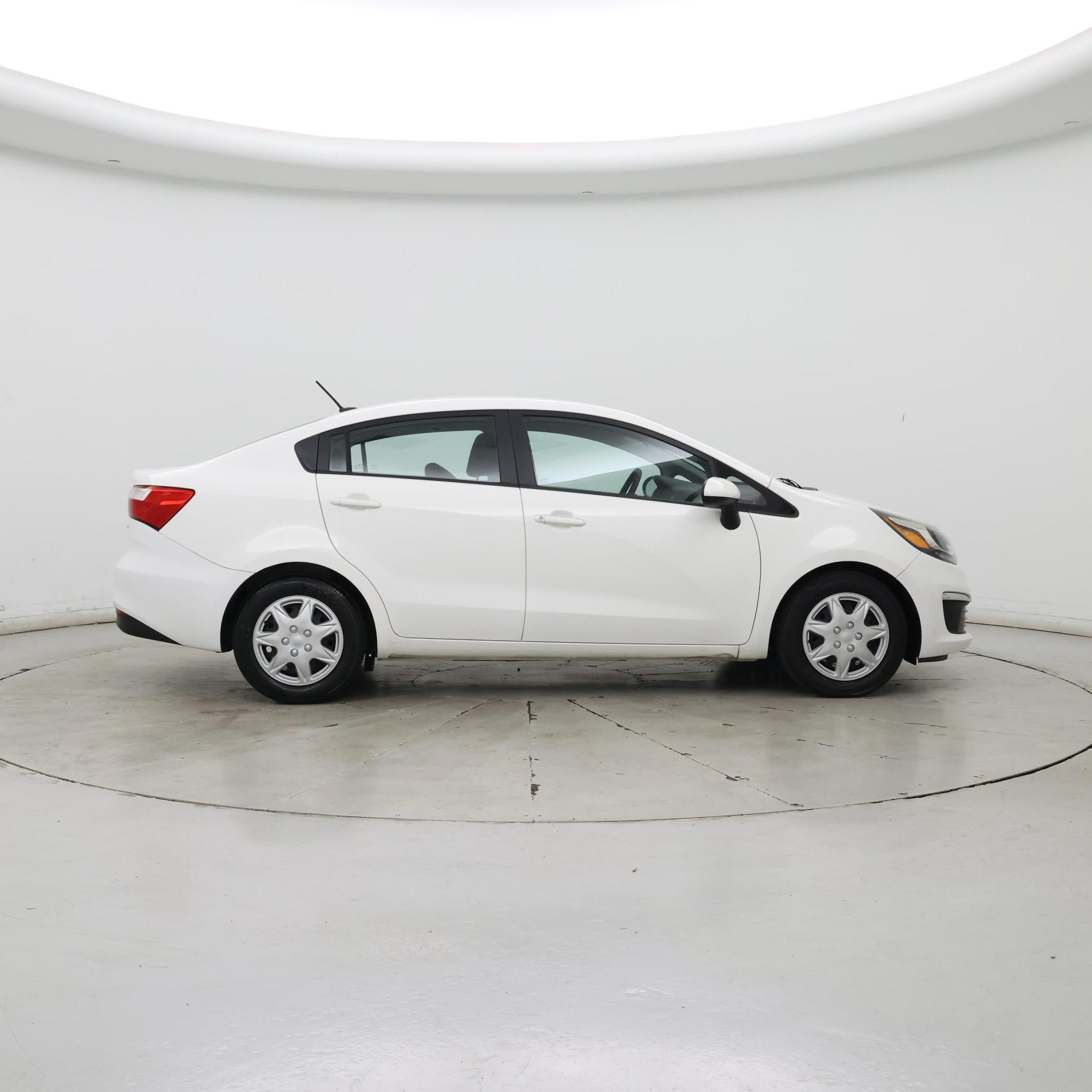 Thumbnail: 2016 Kia Rio - 7