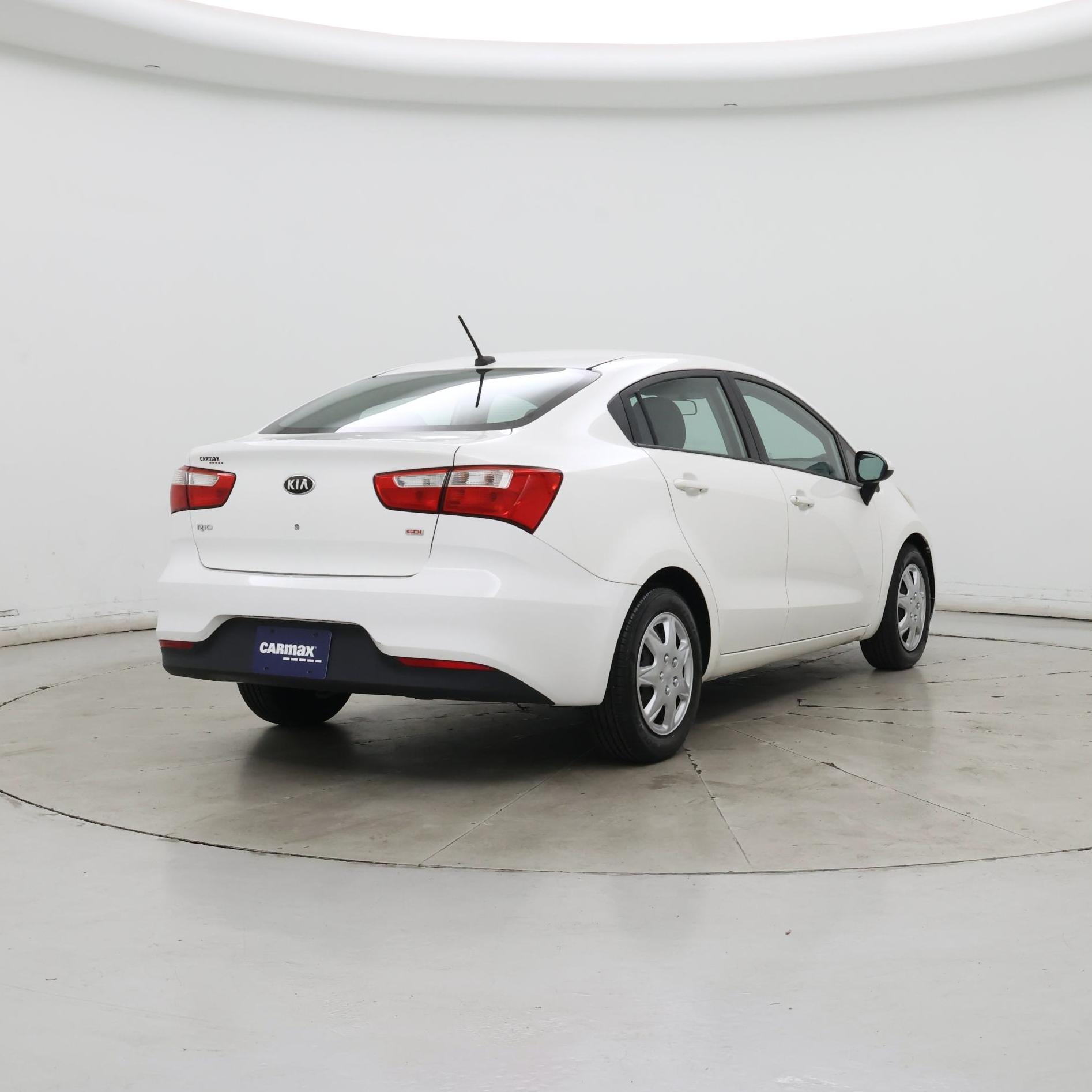 Thumbnail: 2016 Kia Rio - 8