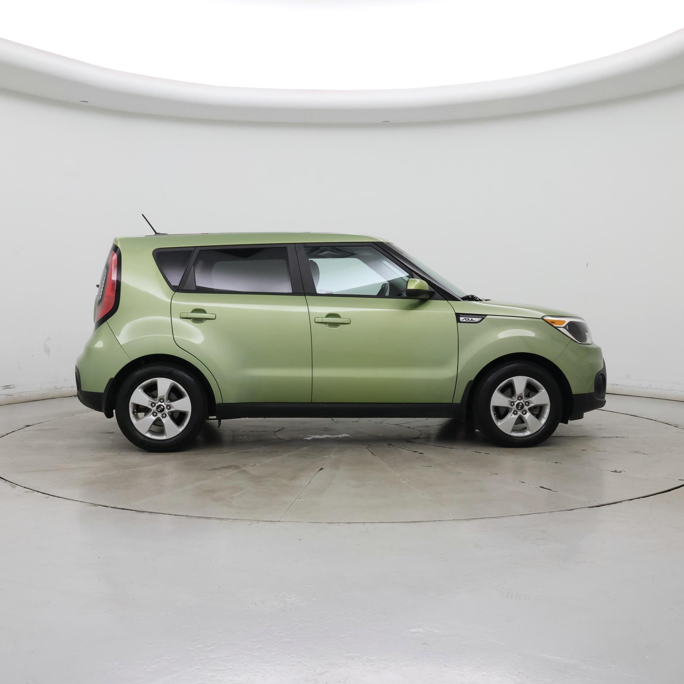 Thumbnail: 2017 Kia Soul - 7