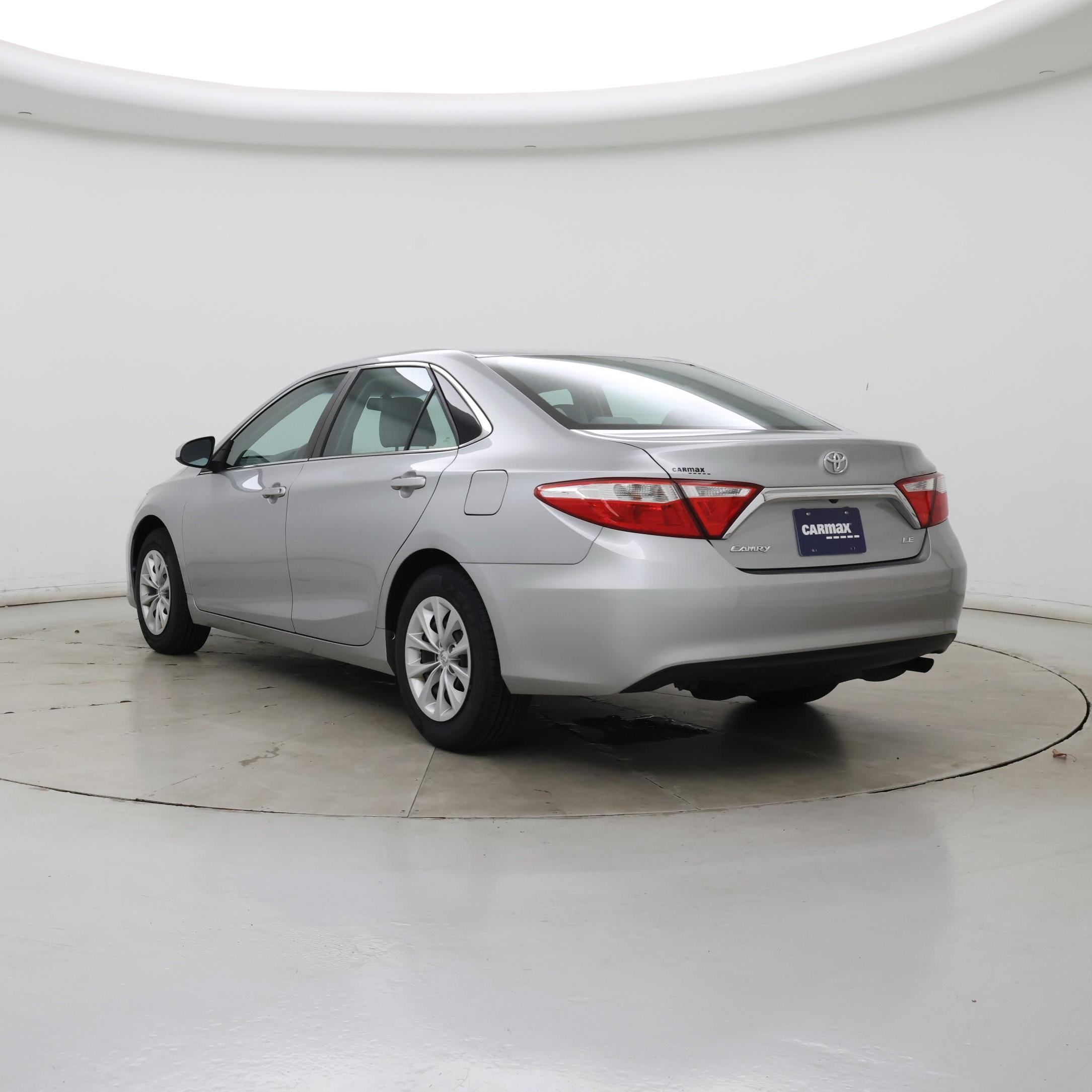 Thumbnail: 2016 Toyota Camry - 2