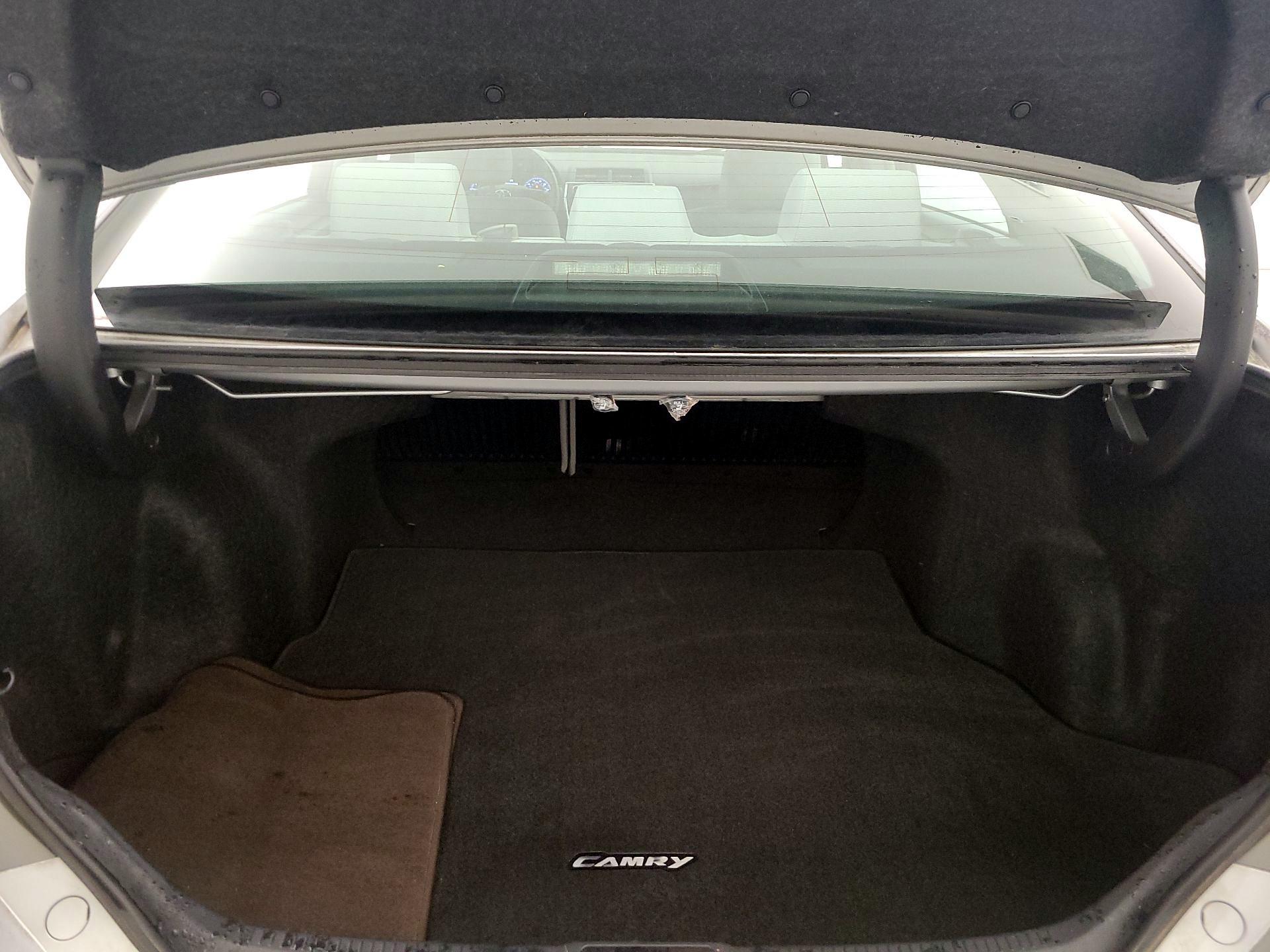 Thumbnail: 2016 Toyota Camry - 20