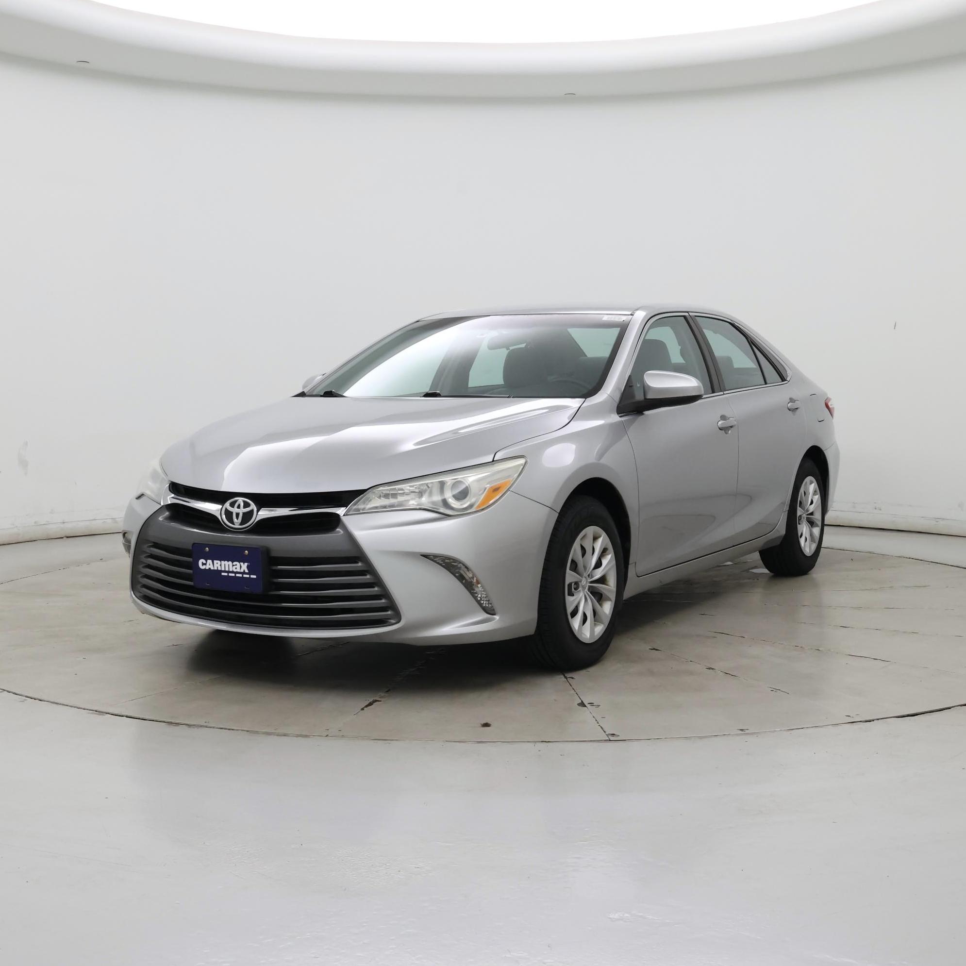 Thumbnail: 2016 Toyota Camry - 4
