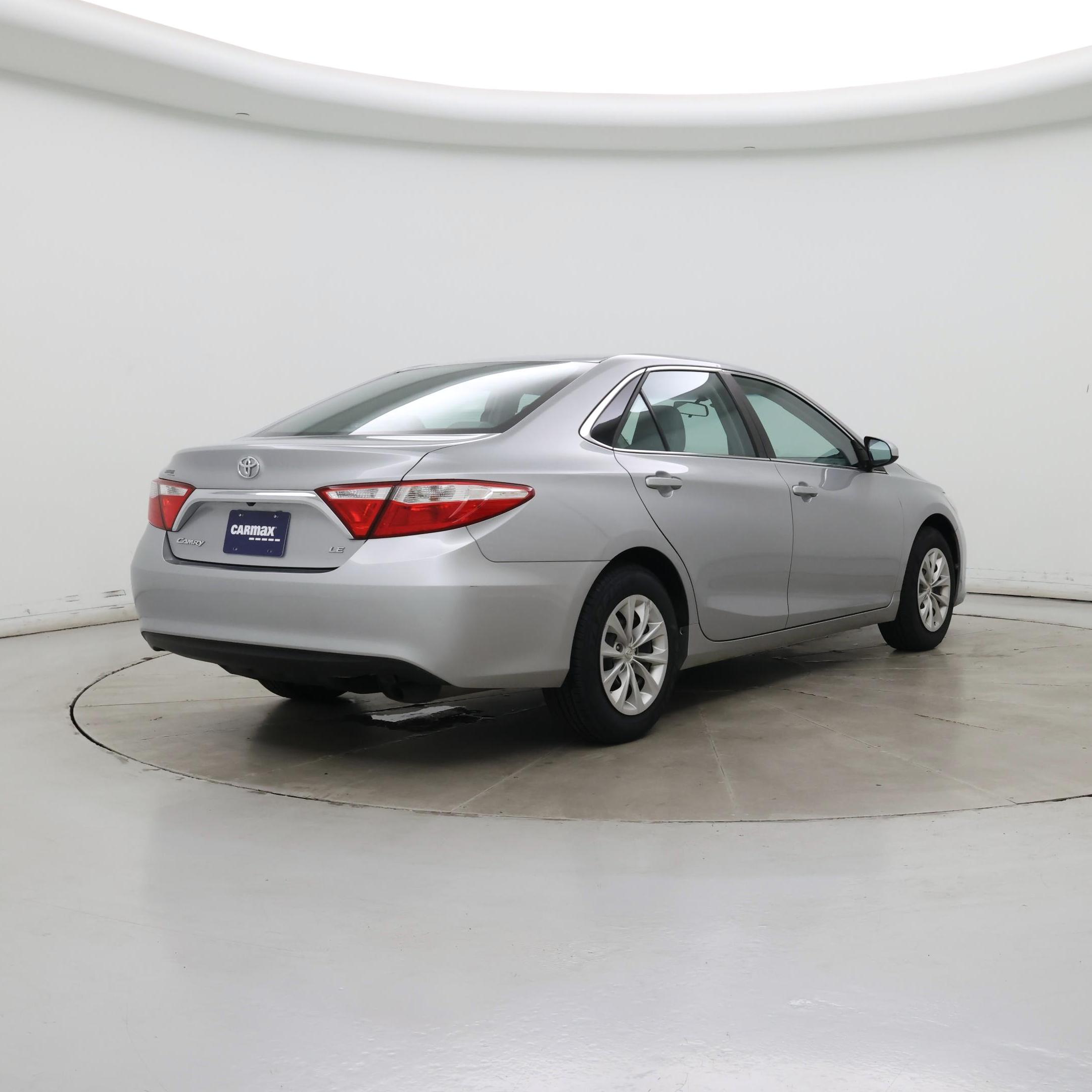 Thumbnail: 2016 Toyota Camry - 8