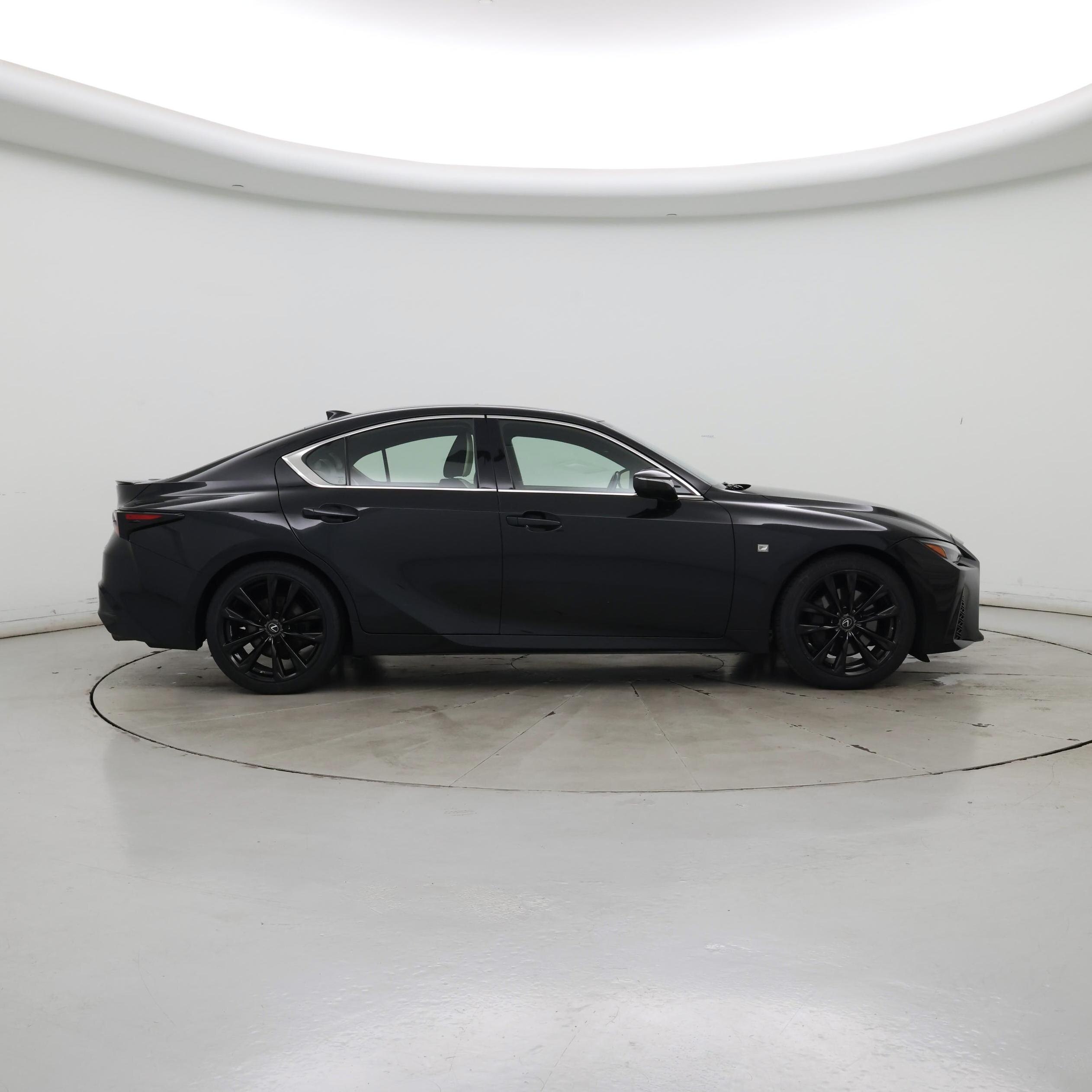 Thumbnail: 2021 Lexus IS - 7