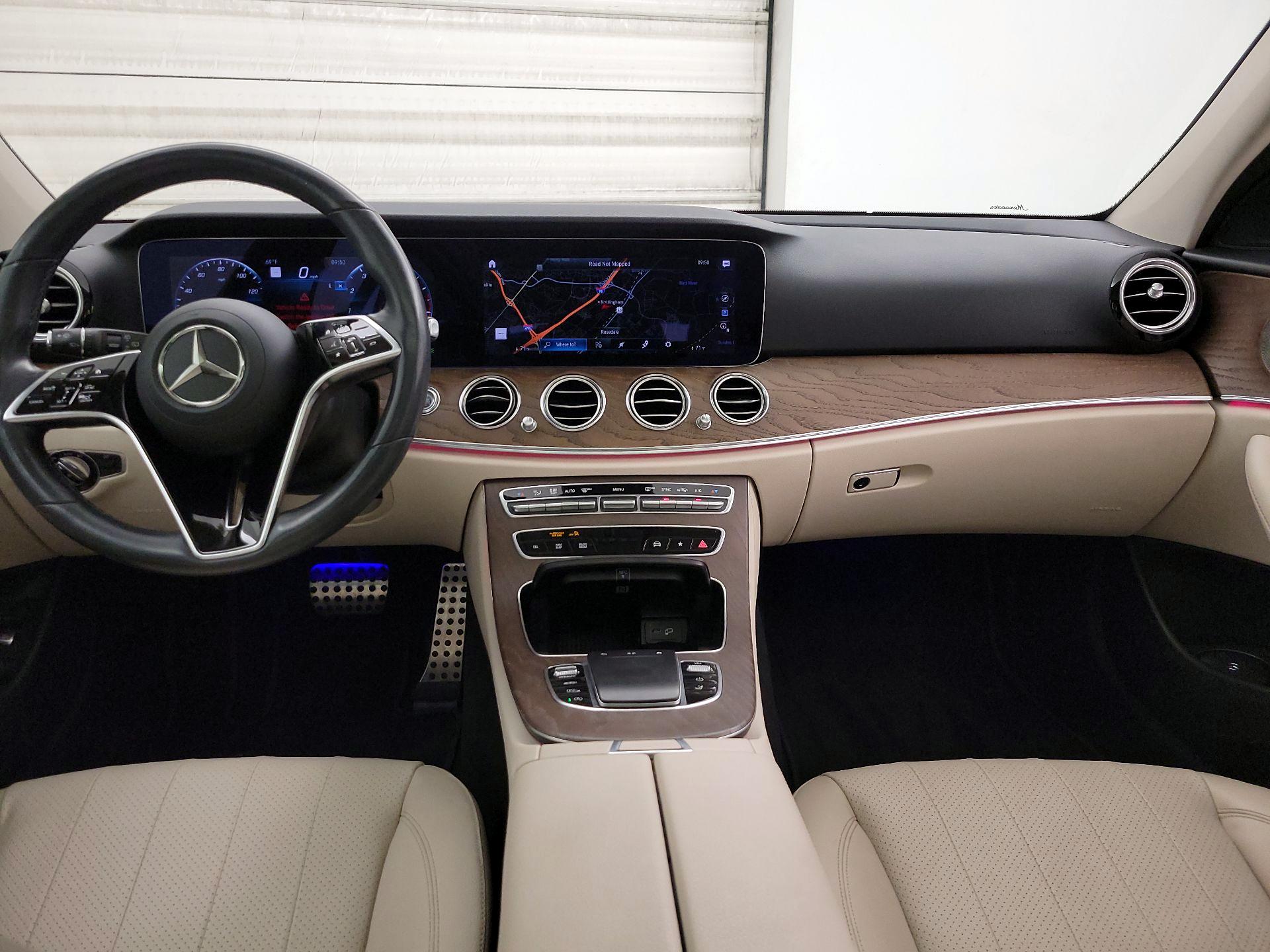 Thumbnail: 2021 Mercedes-Benz E-Class - 9