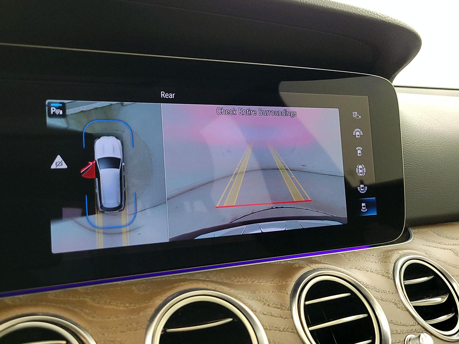 Thumbnail: 2021 Mercedes-Benz E-Class - 15