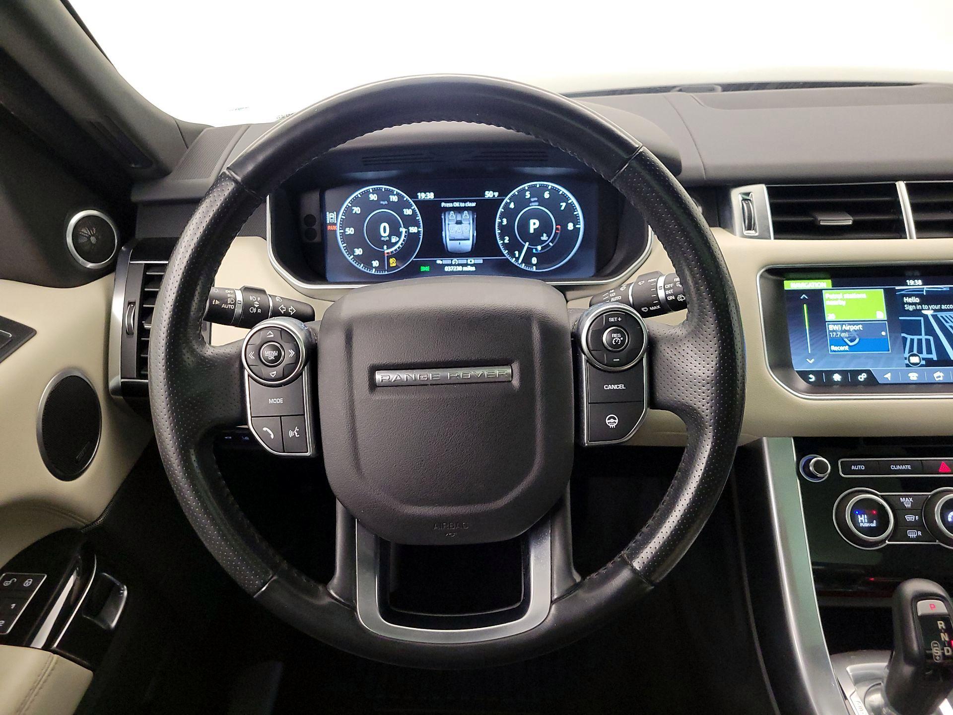 Thumbnail: 2017 Land Rover Range Rover Sport - 10