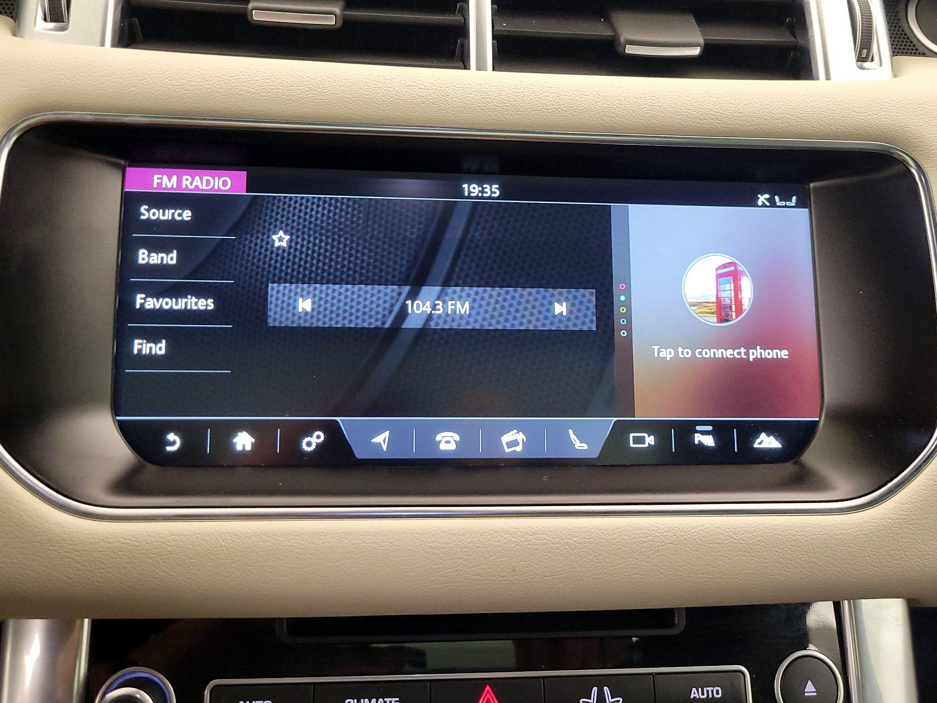 Thumbnail: 2017 Land Rover Range Rover Sport - 16