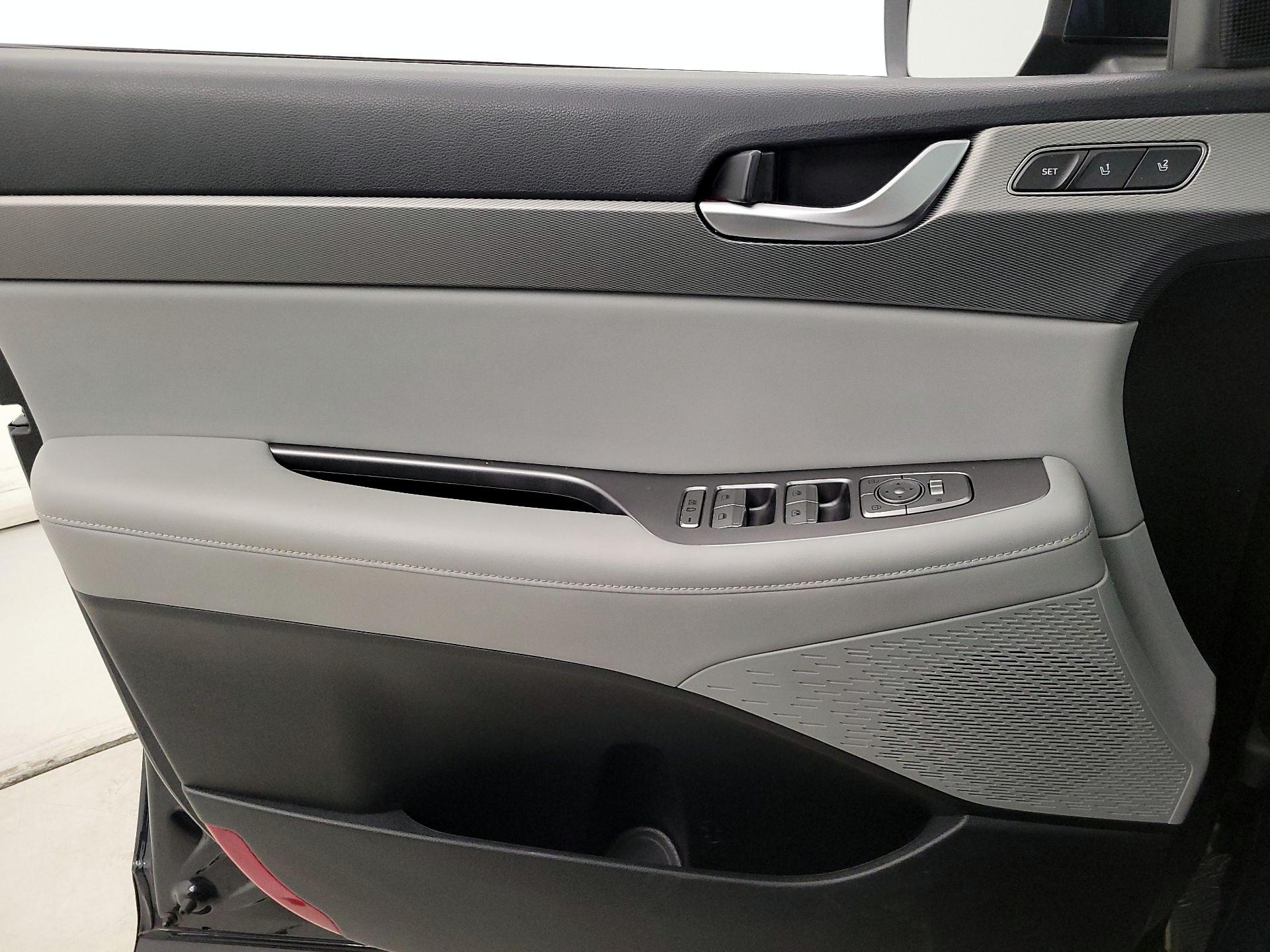 Thumbnail: 2022 Hyundai Palisade - 12