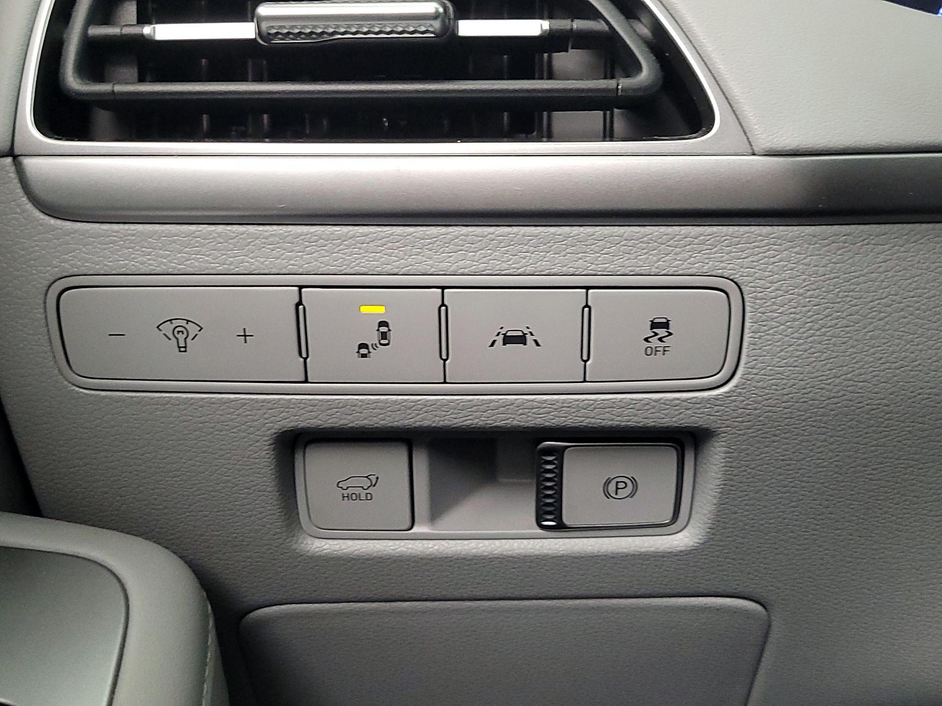 Thumbnail: 2022 Hyundai Palisade - 13