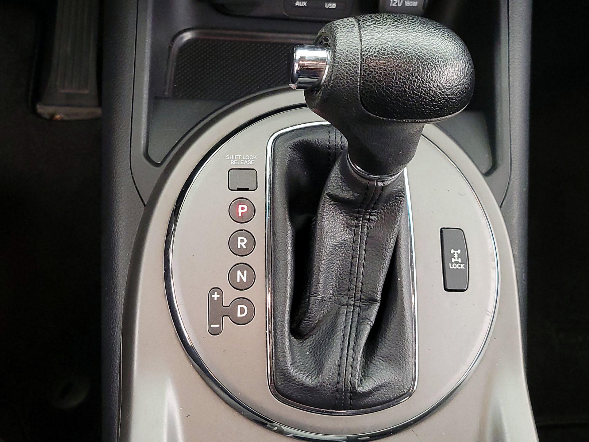 Thumbnail: 2014 Kia Sportage - 16