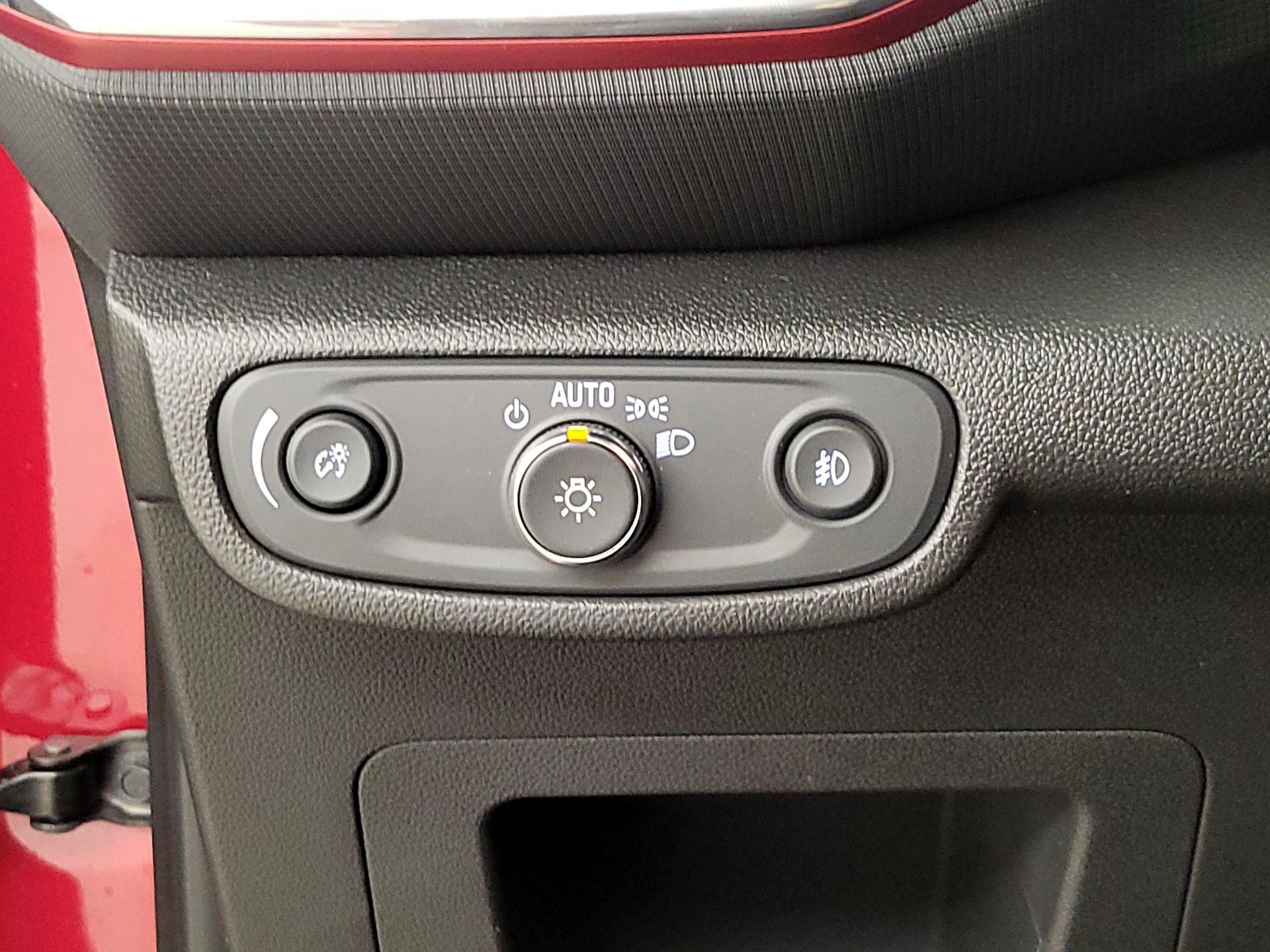 Thumbnail: 2021 Chevrolet TrailBlazer - 13