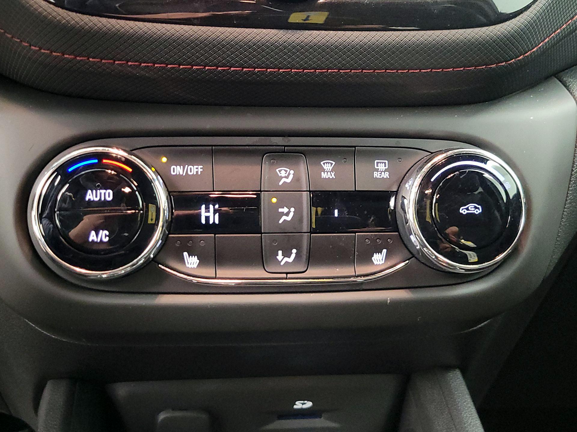 Thumbnail: 2021 Chevrolet TrailBlazer - 16