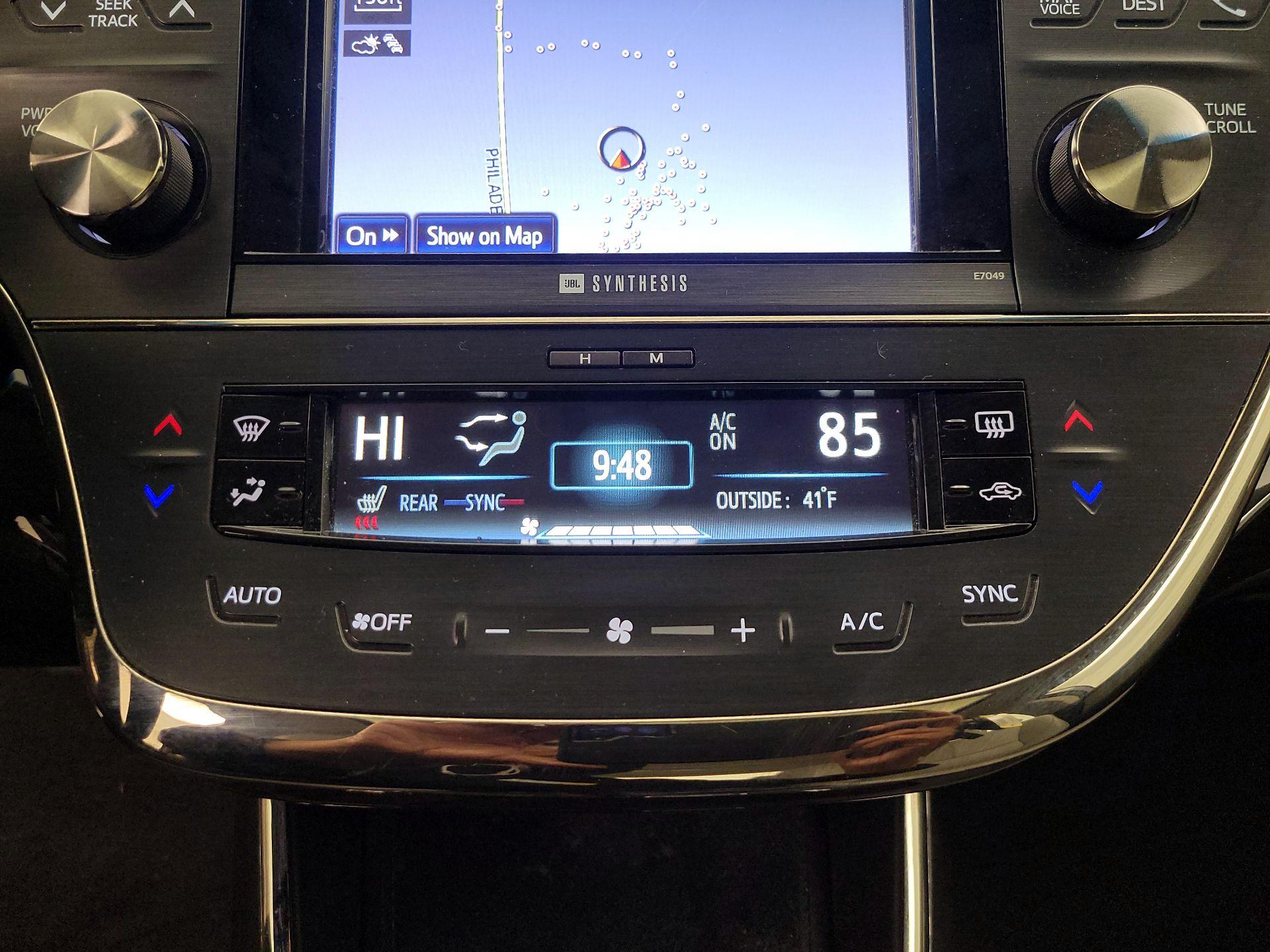 Thumbnail: 2014 Toyota Avalon - 17