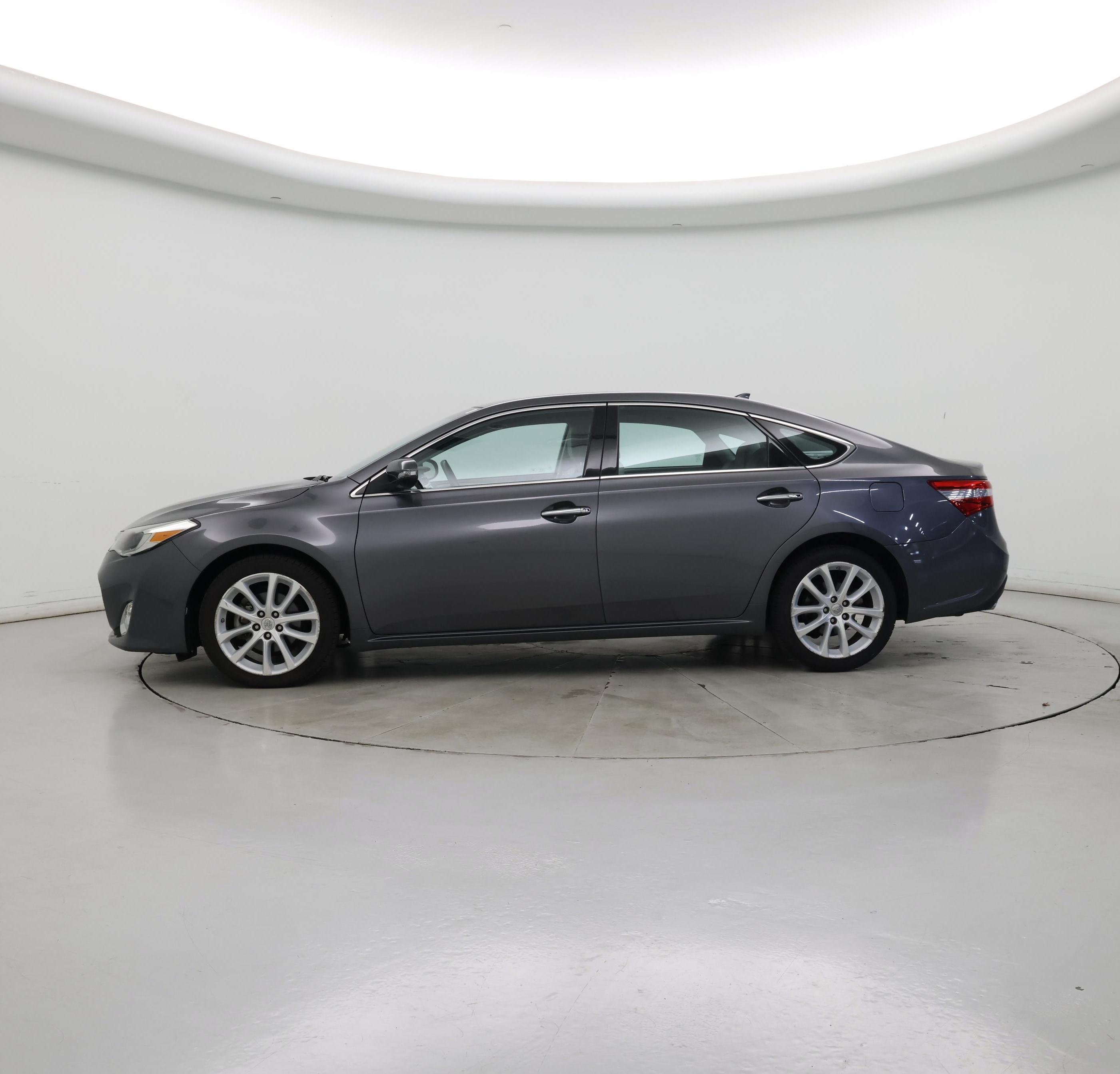 Thumbnail: 2014 Toyota Avalon - 3