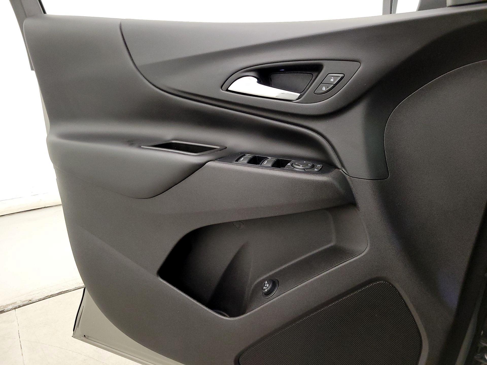 Thumbnail: 2018 Chevrolet Equinox - 12