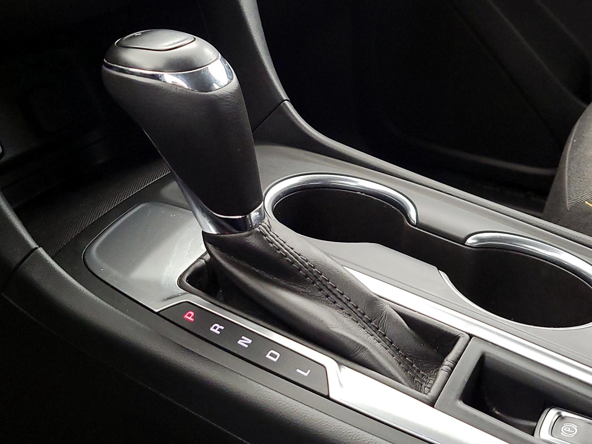 Thumbnail: 2018 Chevrolet Equinox - 17