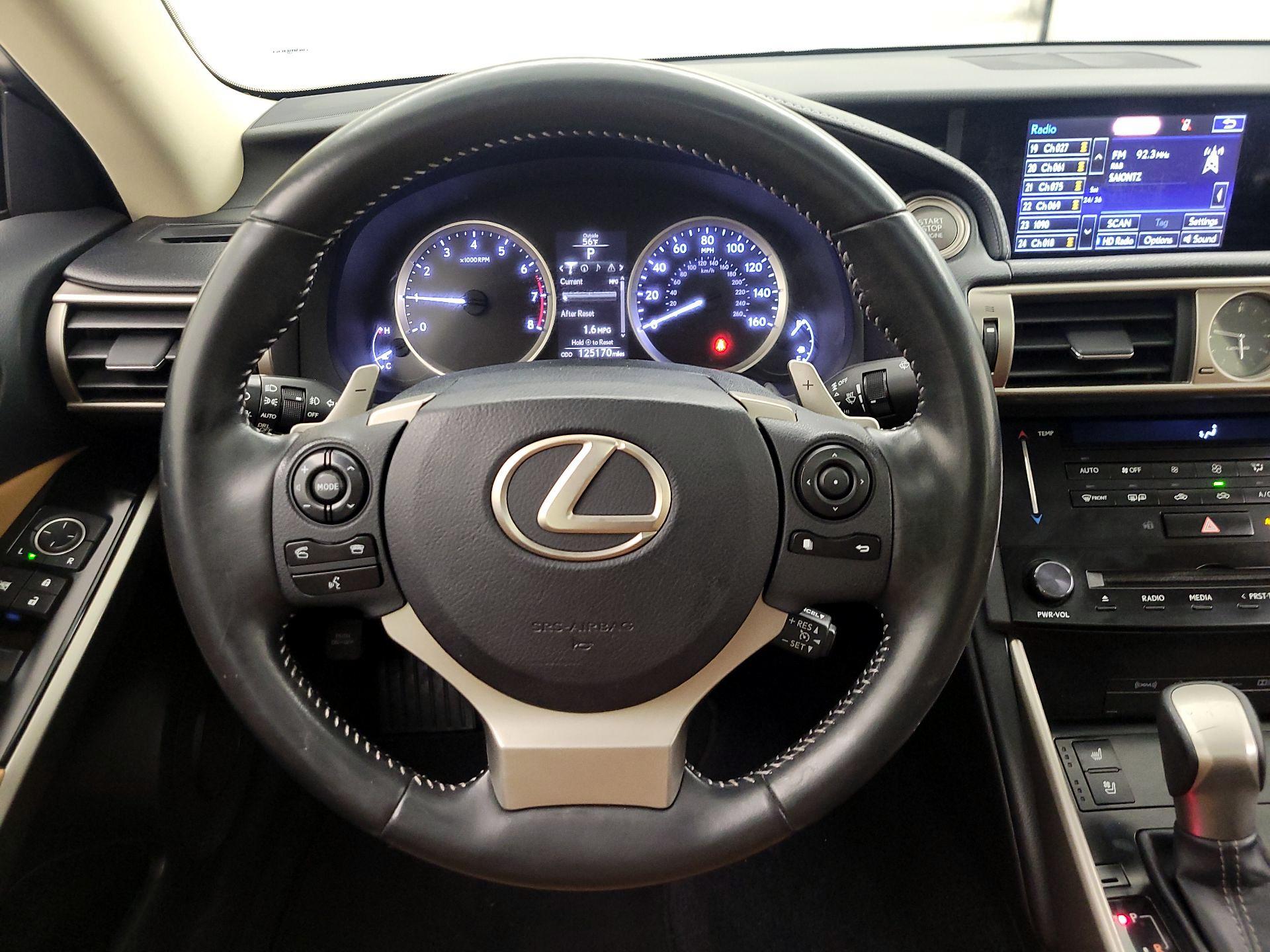 Thumbnail: 2014 Lexus IS - 10