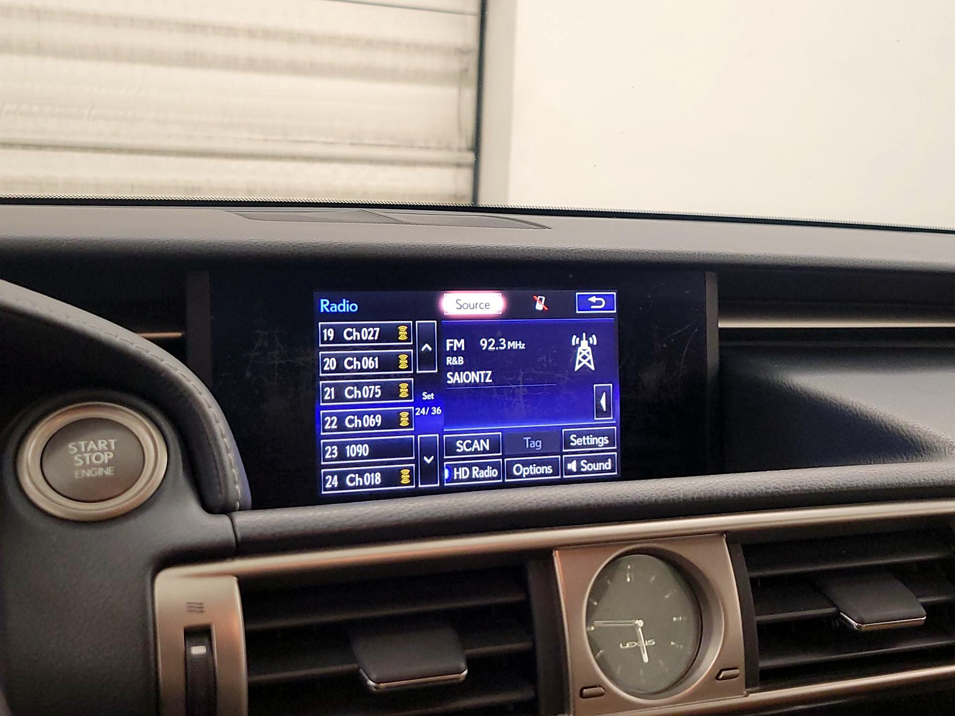 Thumbnail: 2014 Lexus IS - 15