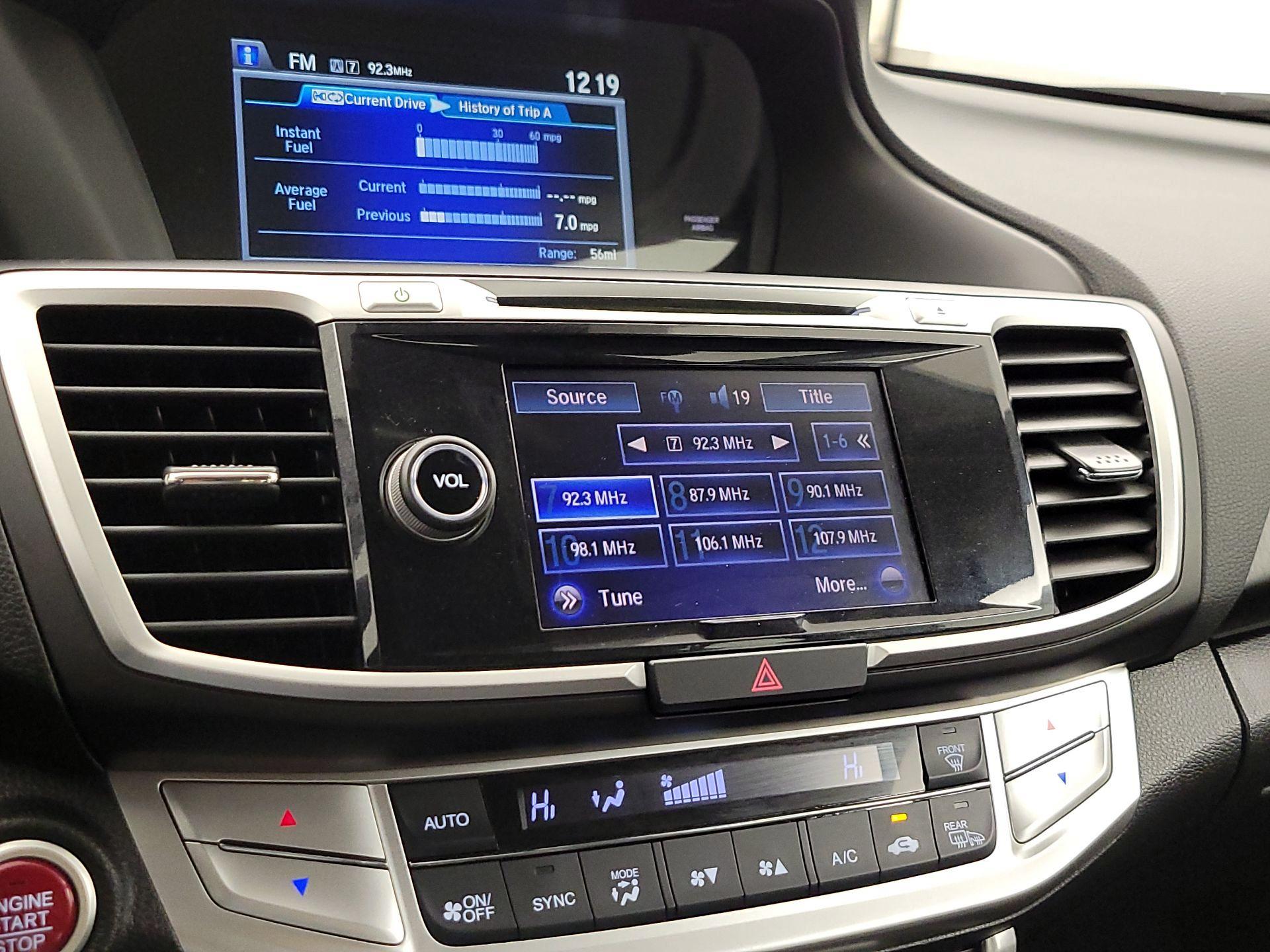 Thumbnail: 2015 Honda Accord - 16