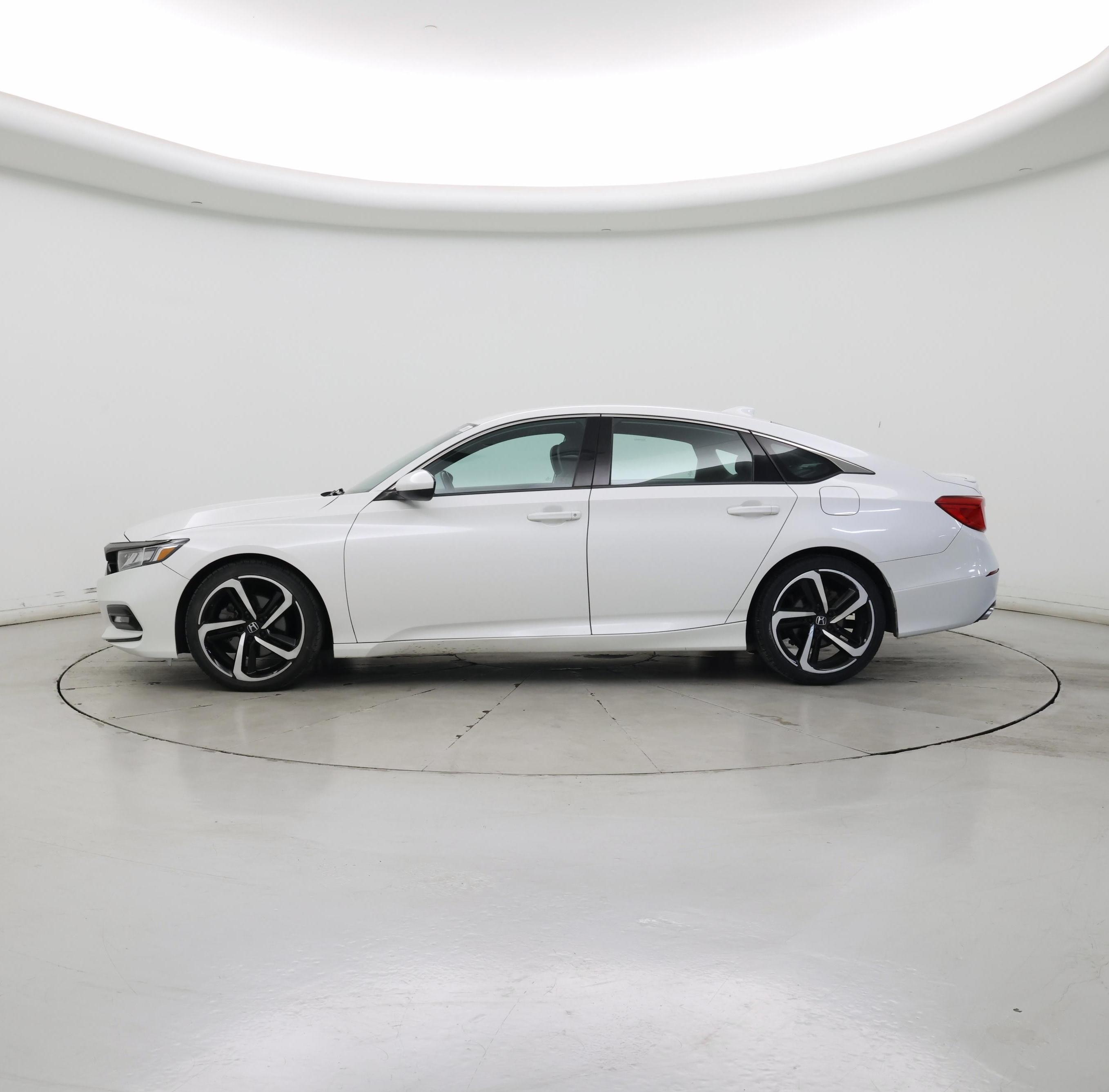 Thumbnail: 2018 Honda Accord - 3