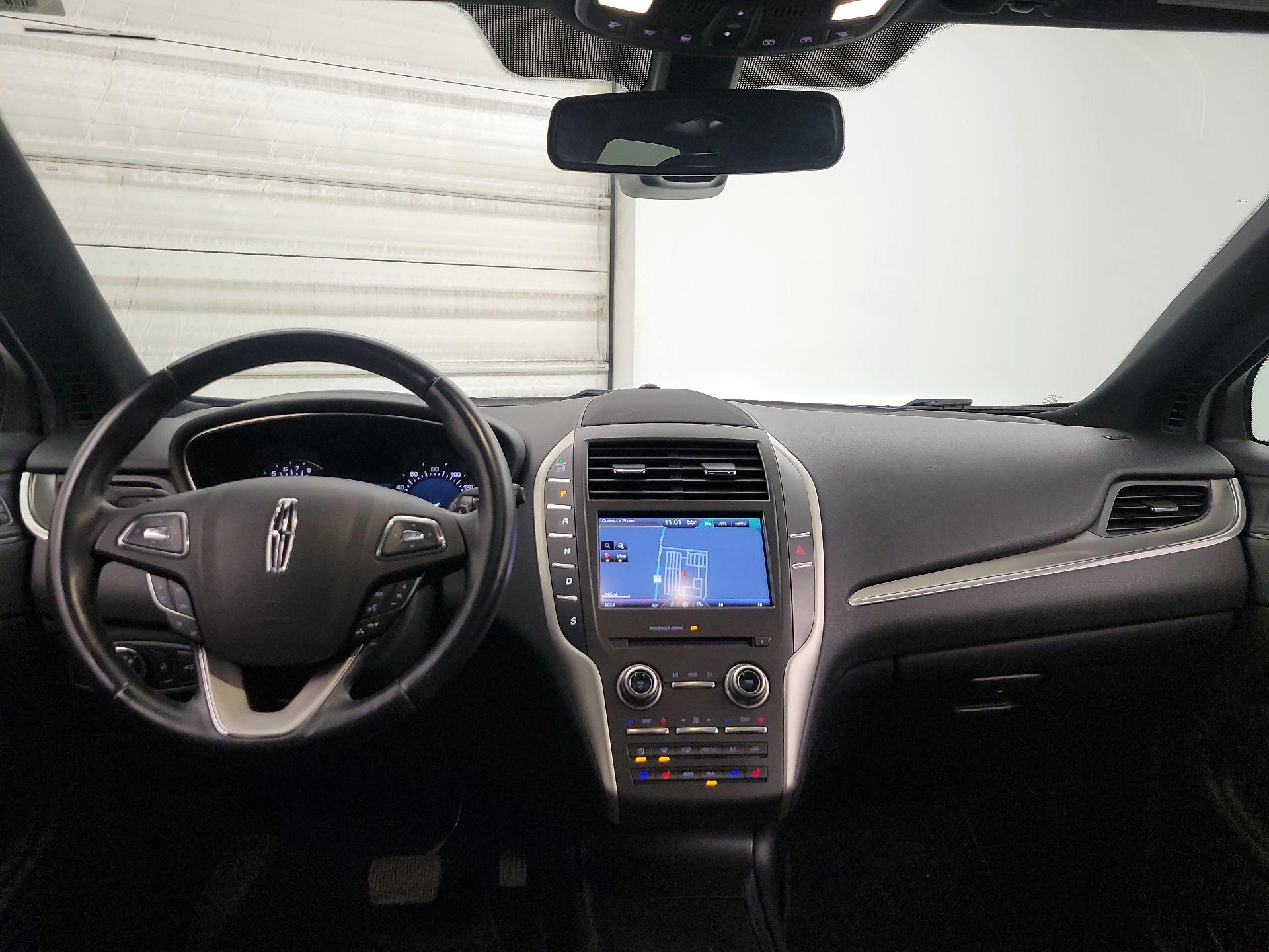 Thumbnail: 2015 Lincoln MKC - 9