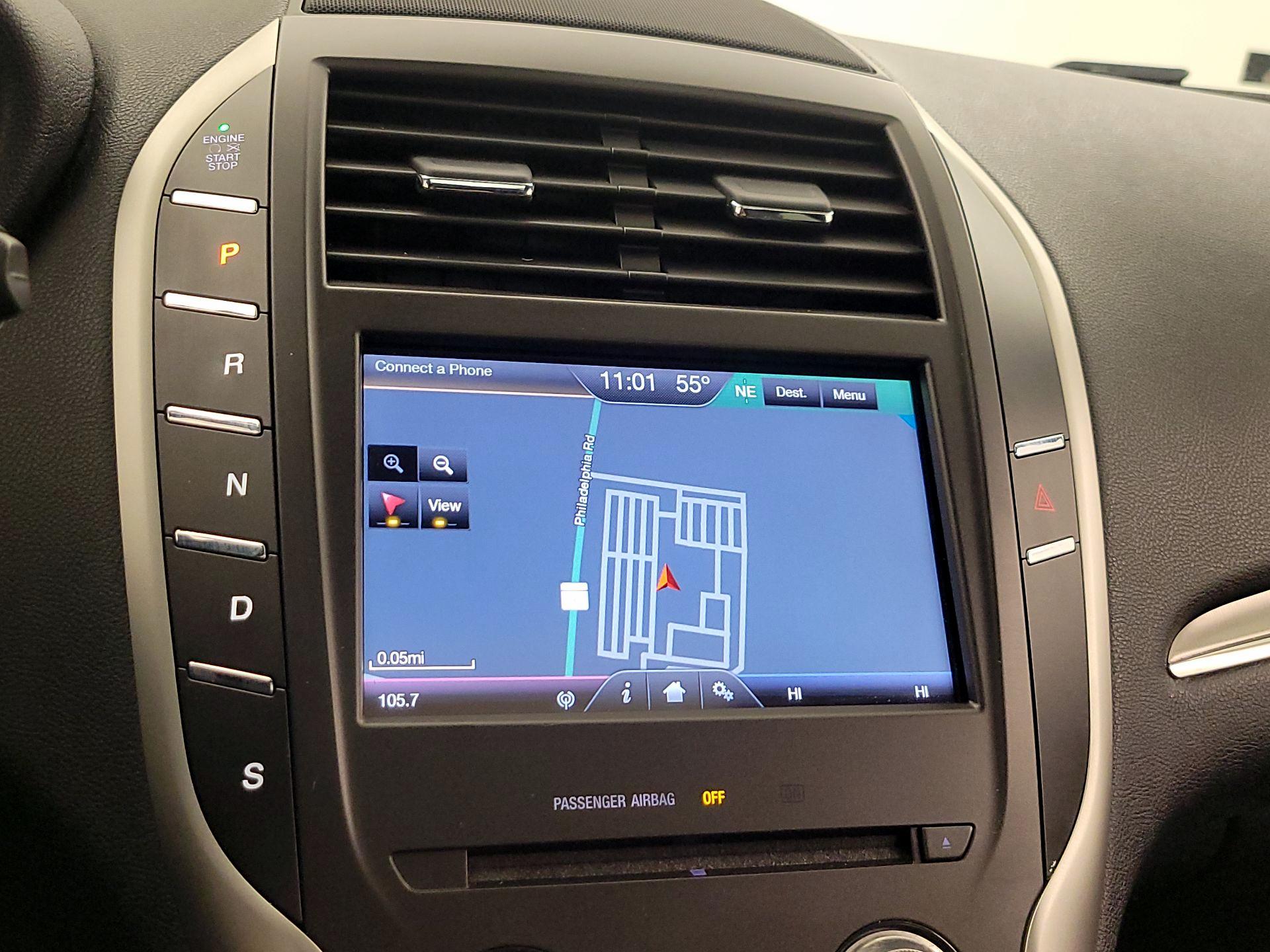 Thumbnail: 2015 Lincoln MKC - 14