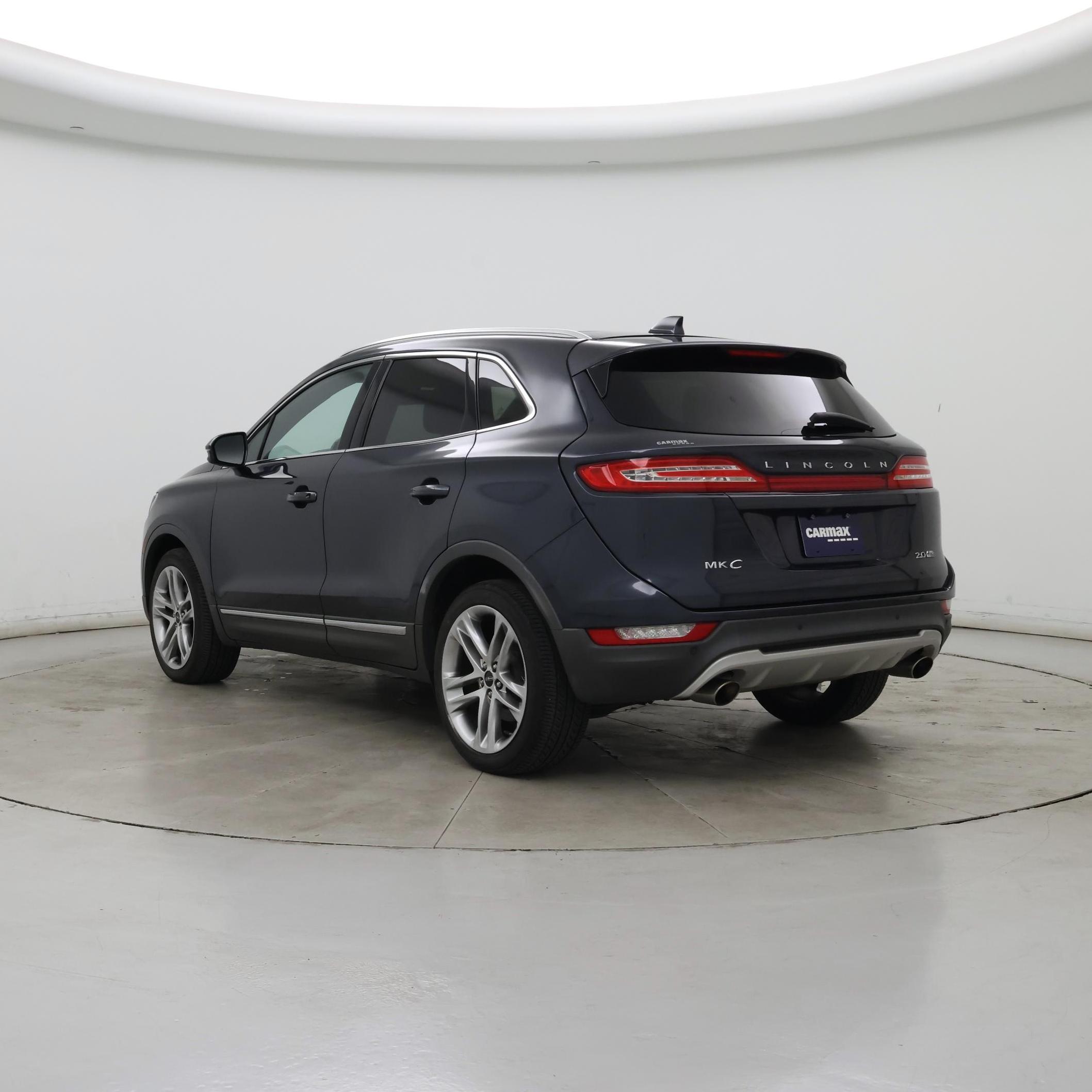 Thumbnail: 2015 Lincoln MKC - 2