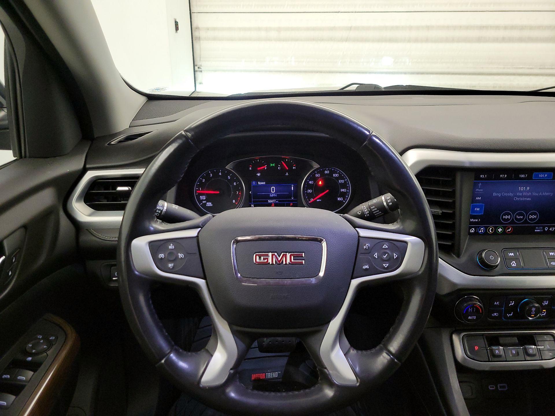 Thumbnail: 2020 GMC Acadia - 10