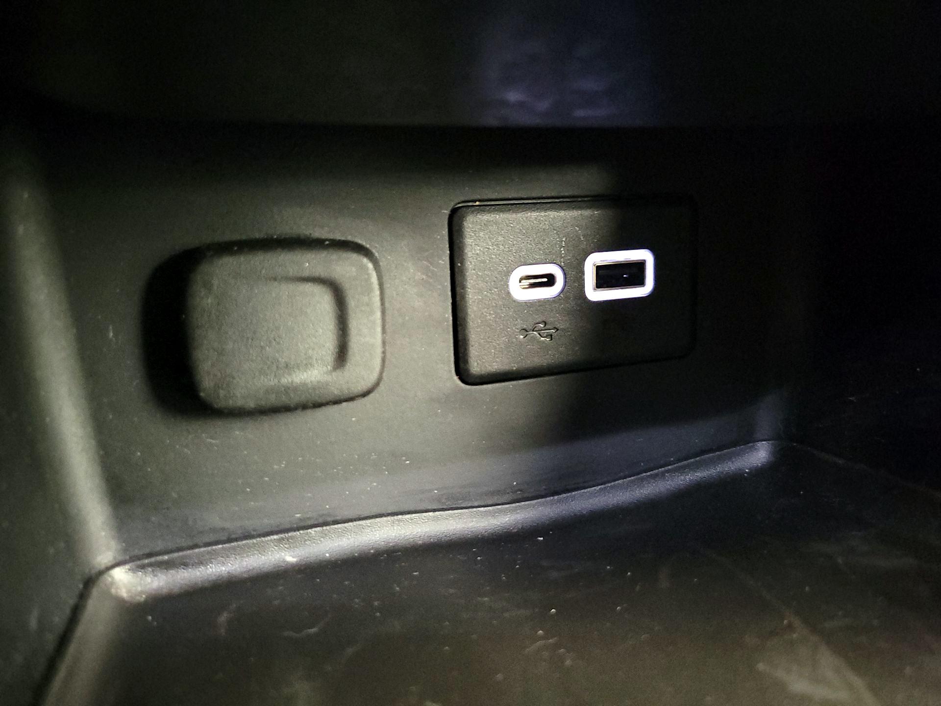 Thumbnail: 2020 GMC Acadia - 18