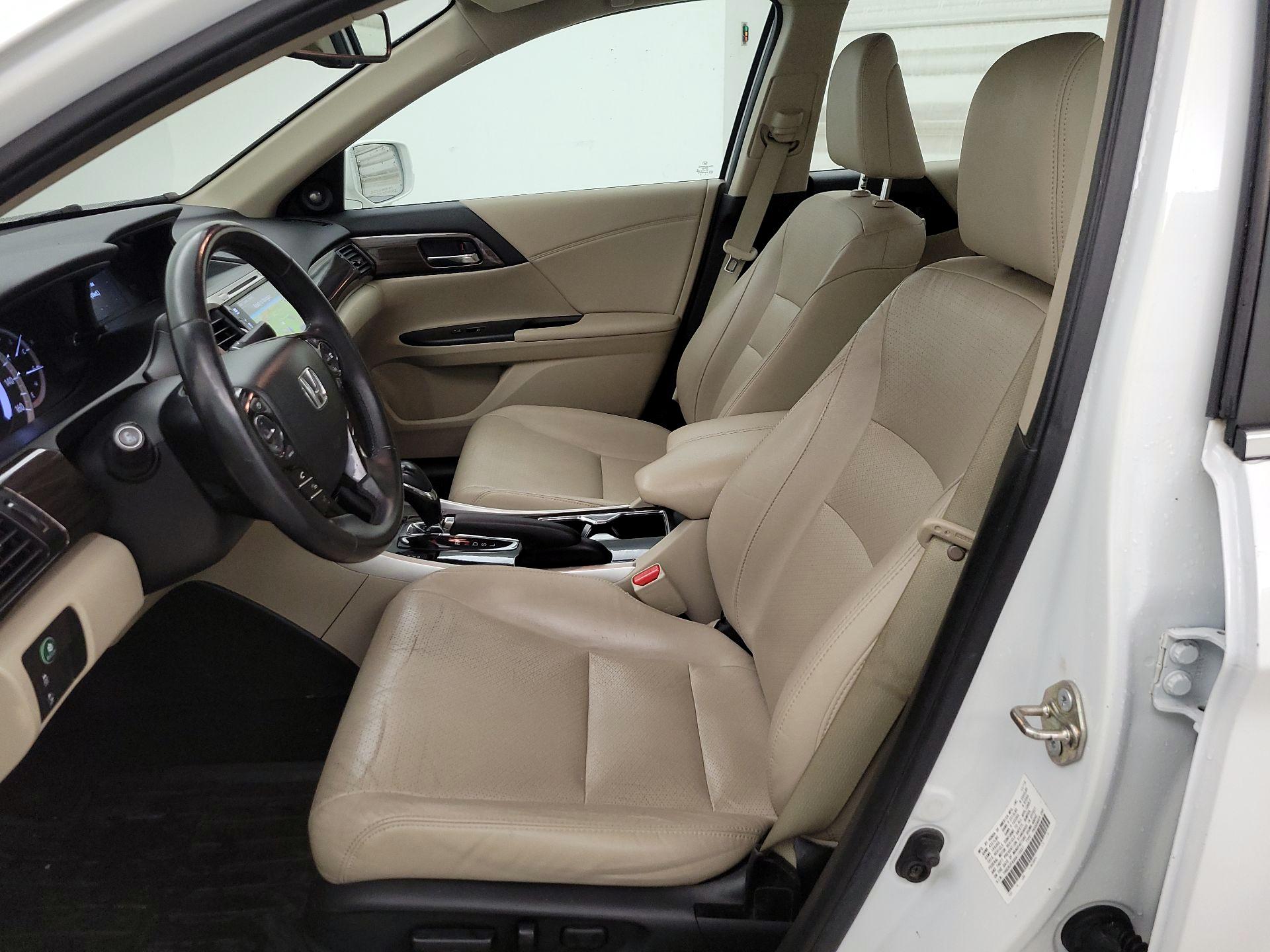 Thumbnail: 2017 Honda Accord - 11