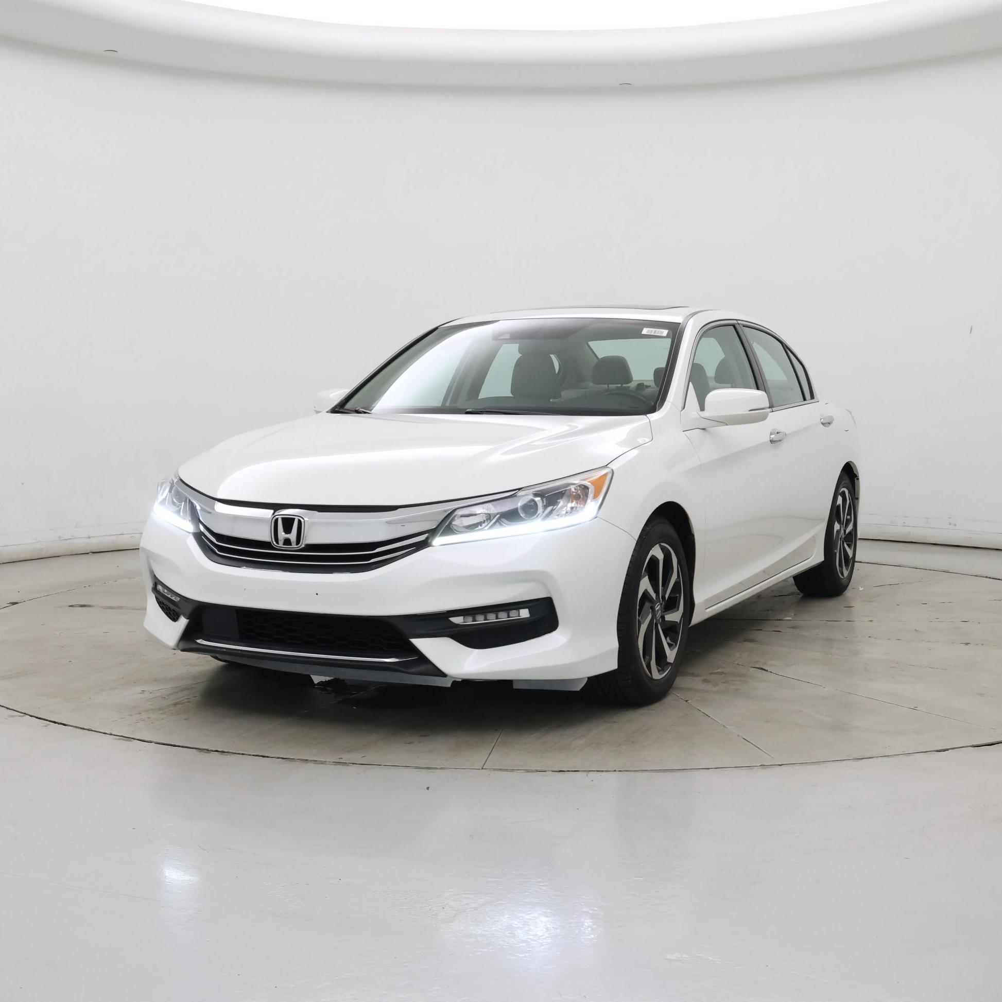 Thumbnail: 2017 Honda Accord - 4