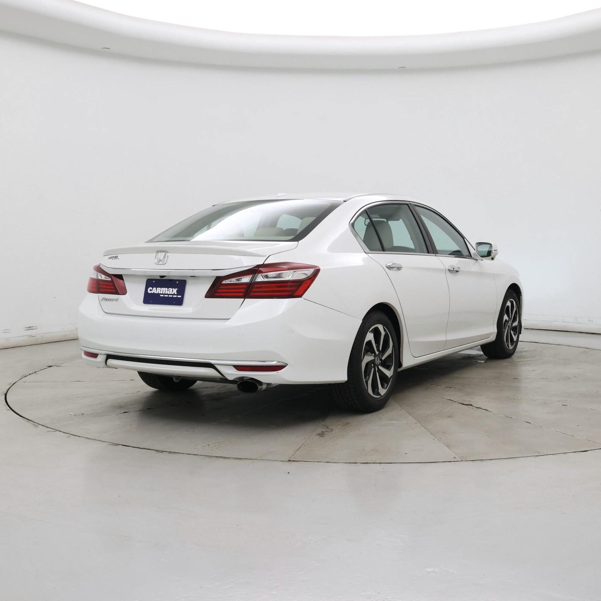 Thumbnail: 2017 Honda Accord - 8