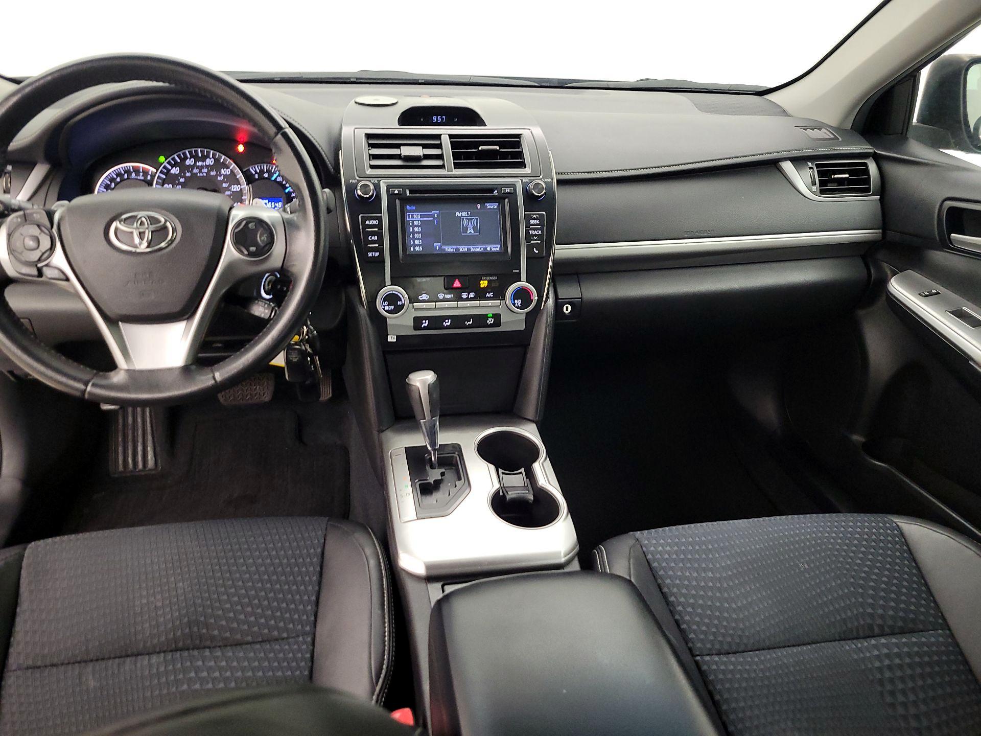 Thumbnail: 2014 Toyota Camry - 9