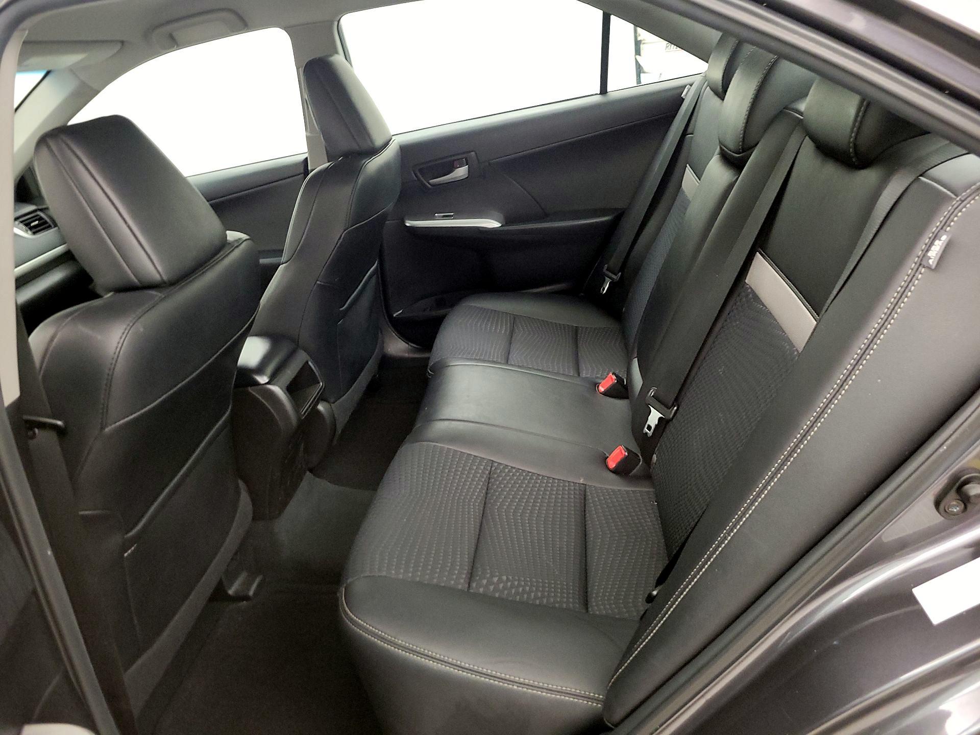 Thumbnail: 2014 Toyota Camry - 19