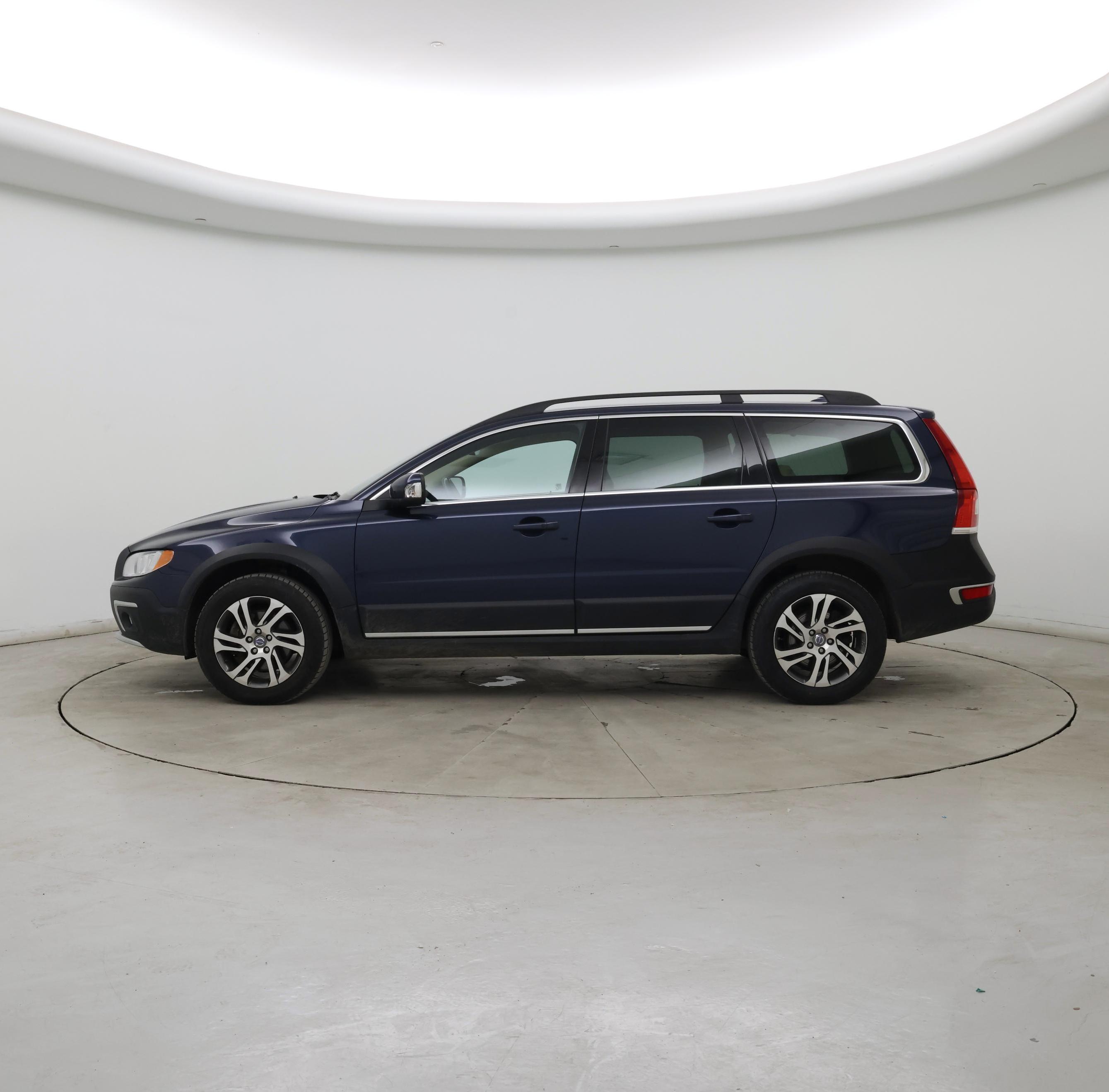 Thumbnail: 2015 Volvo XC70 - 3