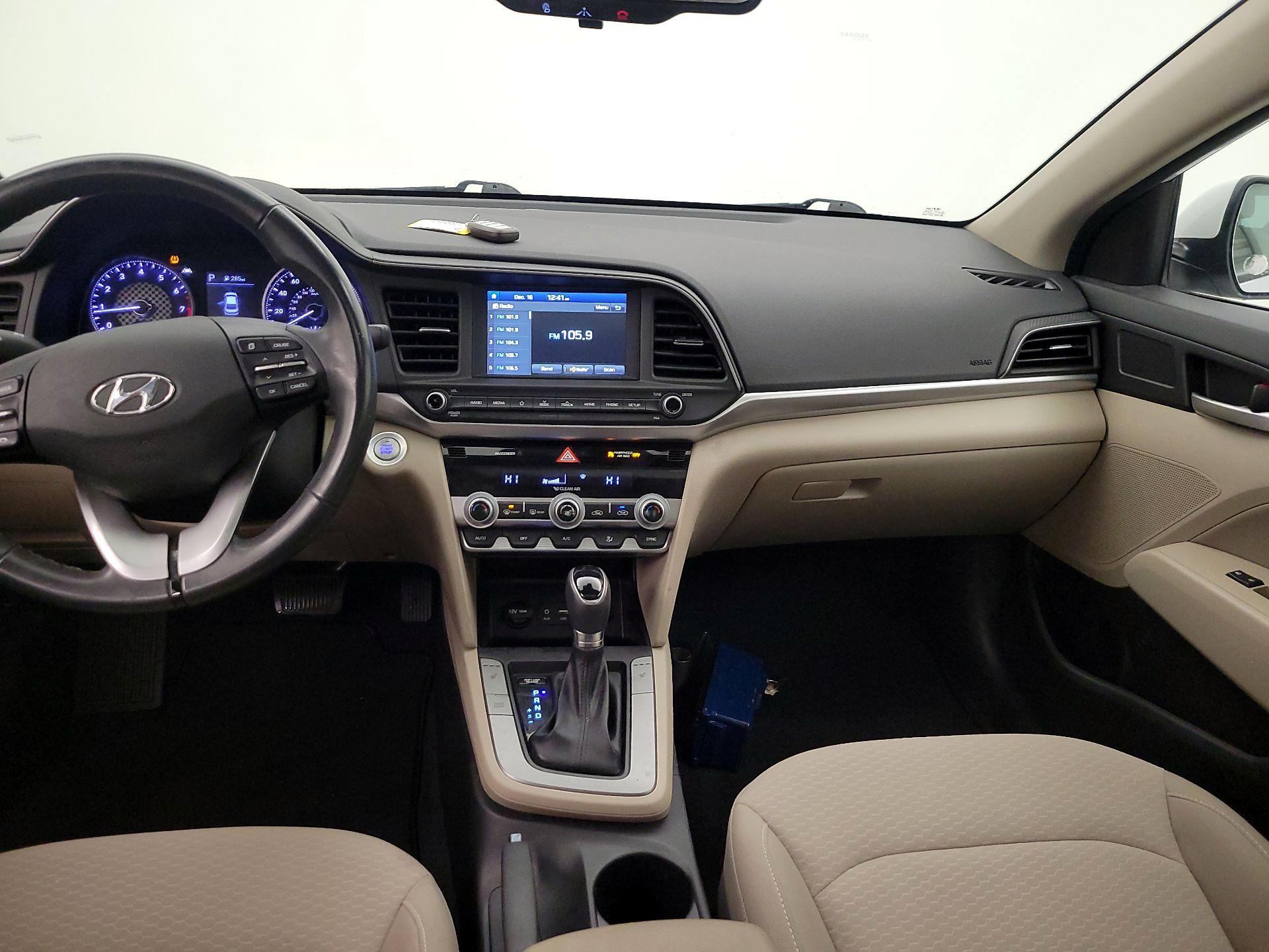 Thumbnail: 2020 Hyundai Elantra - 9