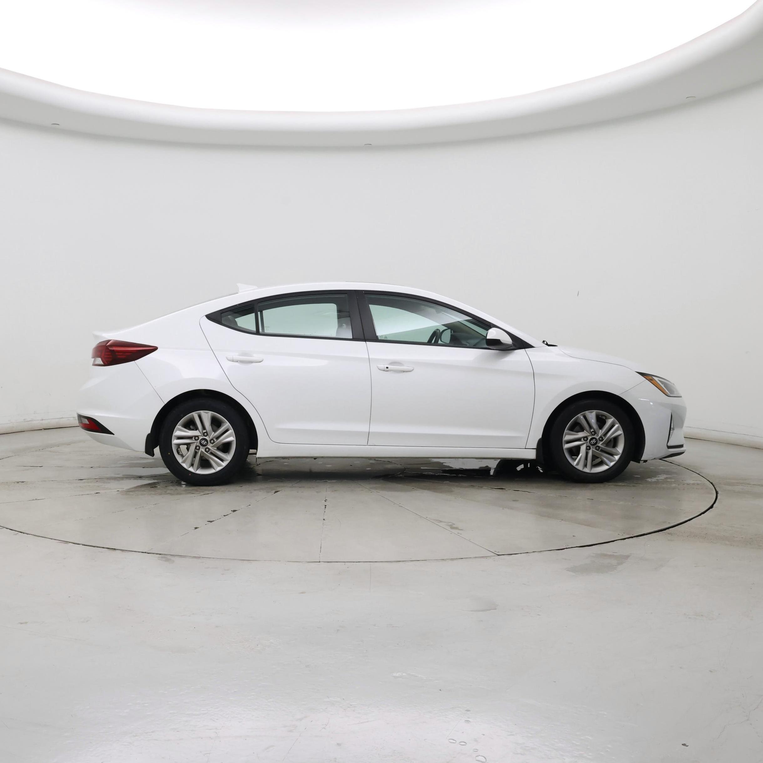 Thumbnail: 2020 Hyundai Elantra - 7