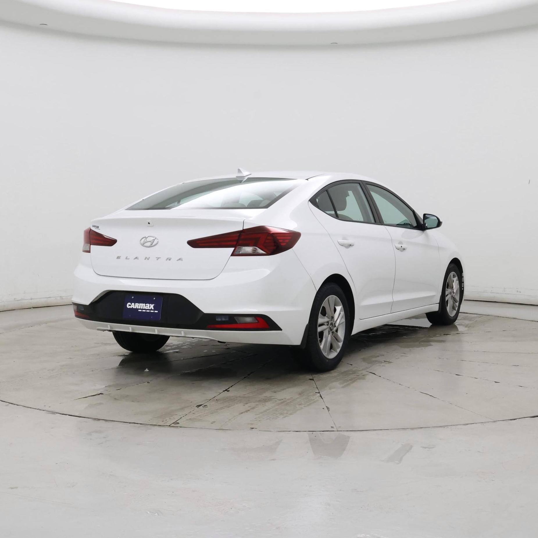 Thumbnail: 2020 Hyundai Elantra - 8