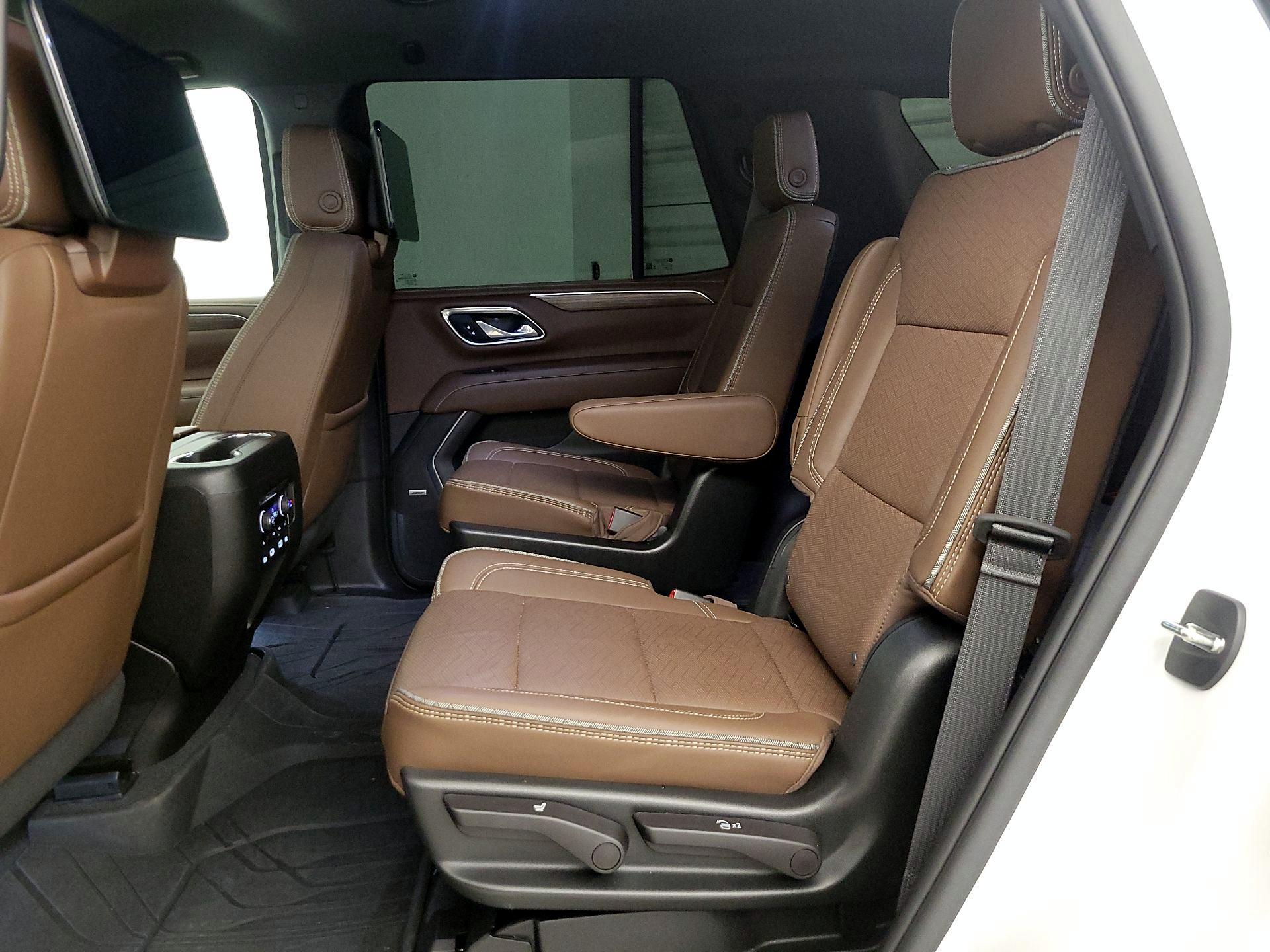 Thumbnail: 2023 Chevrolet Tahoe - 19