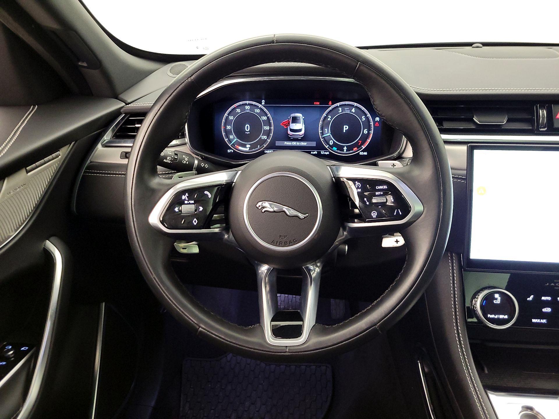 Thumbnail: 2024 Jaguar F-Pace - 10