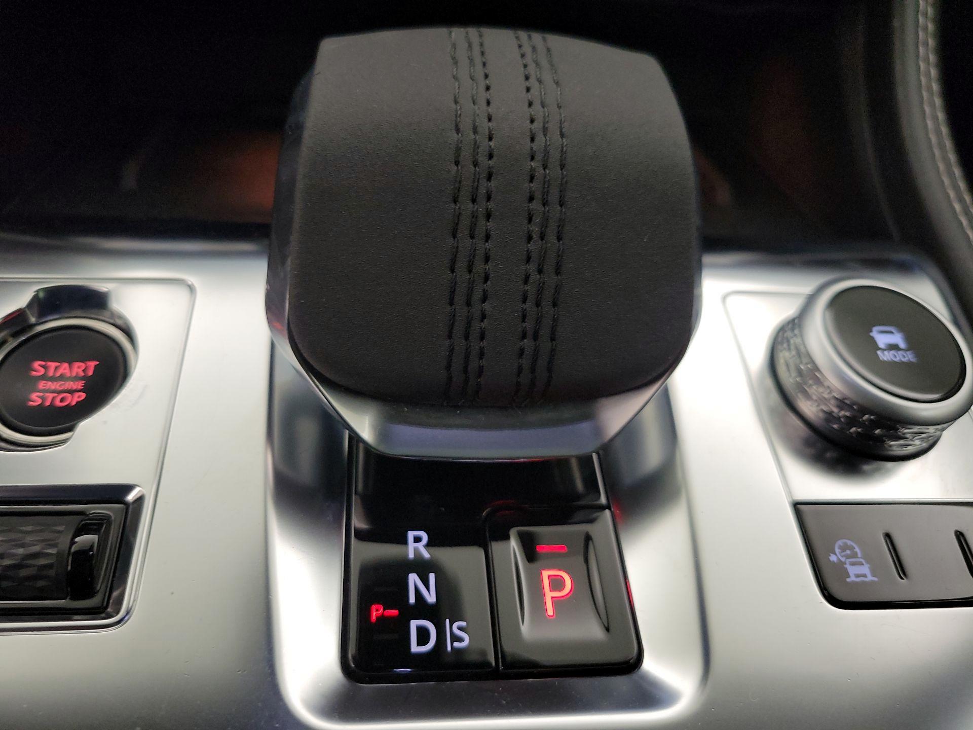 Thumbnail: 2024 Jaguar F-Pace - 18